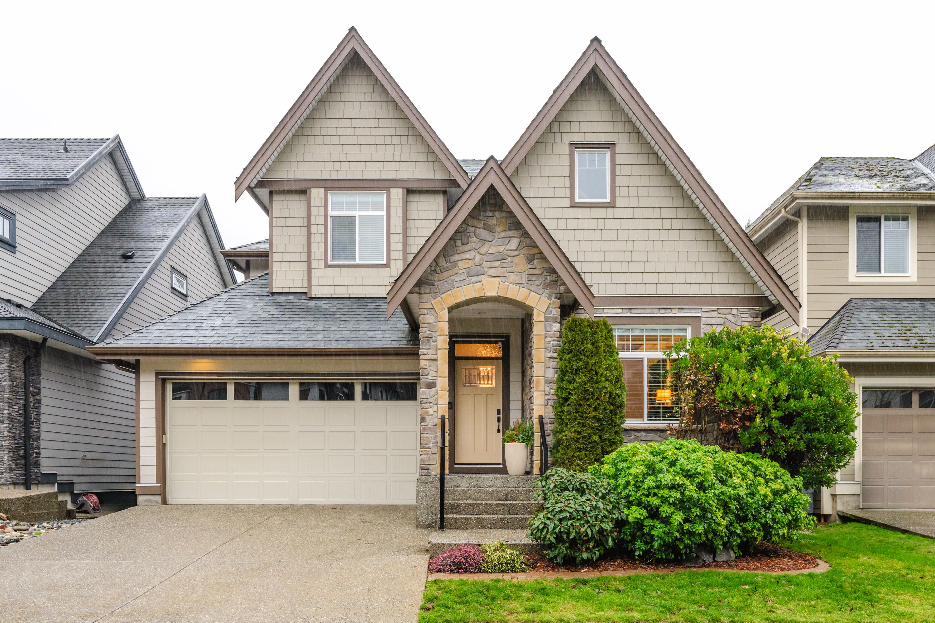 308 171 Street, South Surrey