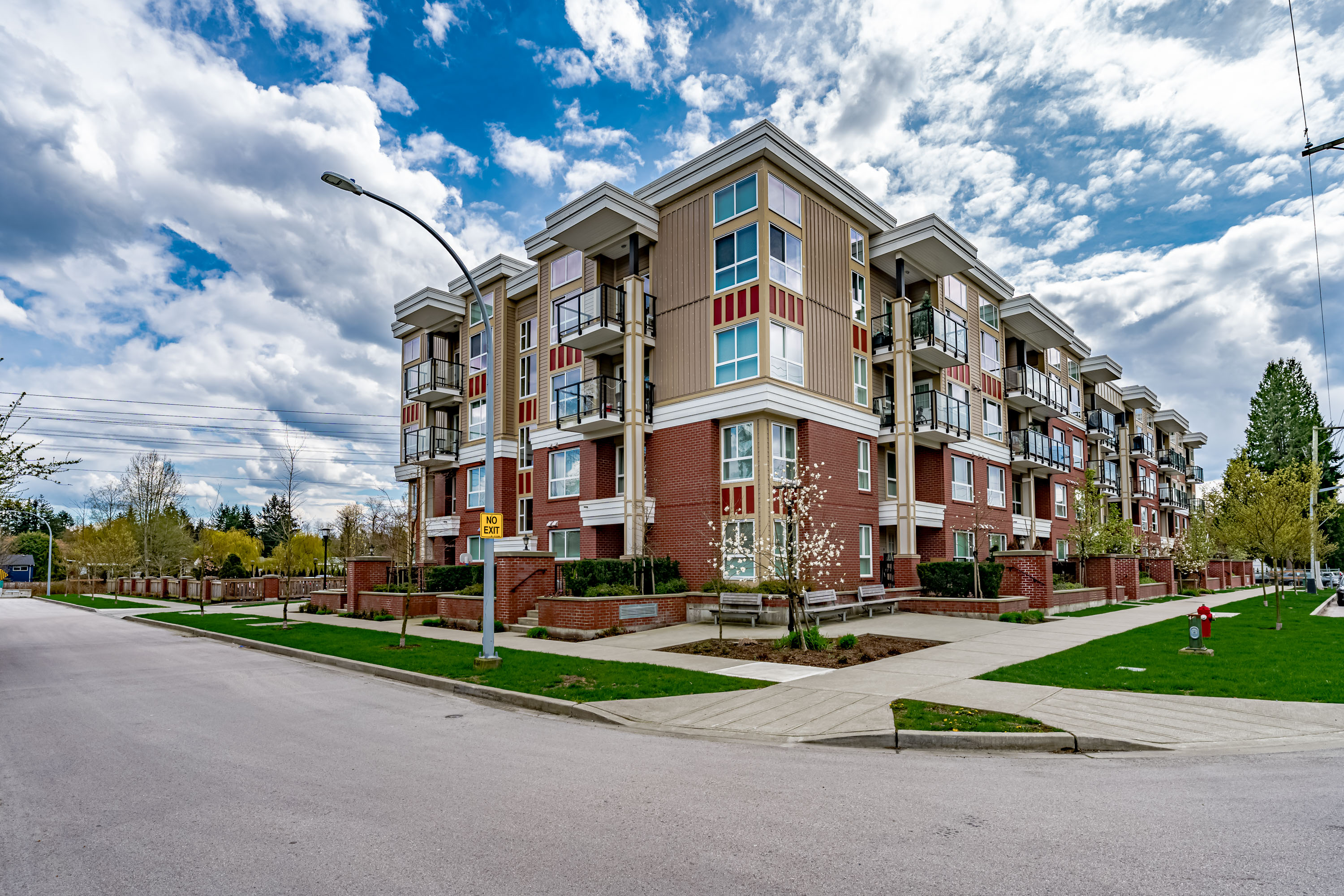 408 - 10688 140 Street, Surrey