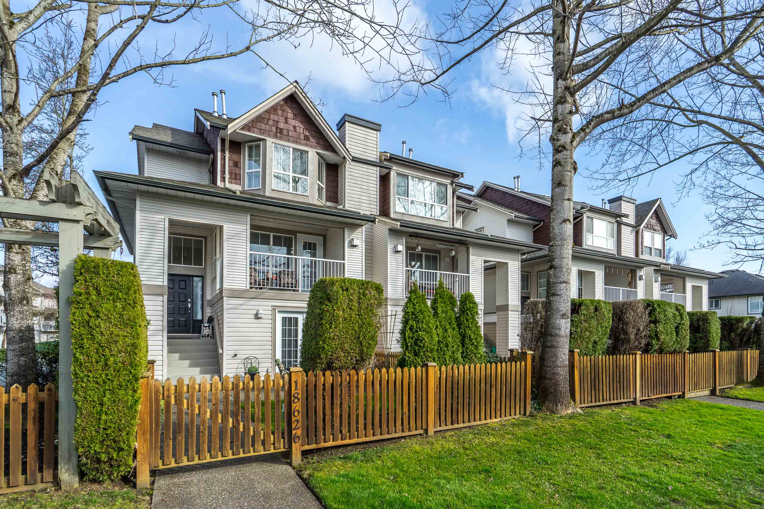 18626 65 Avenue, Surrey