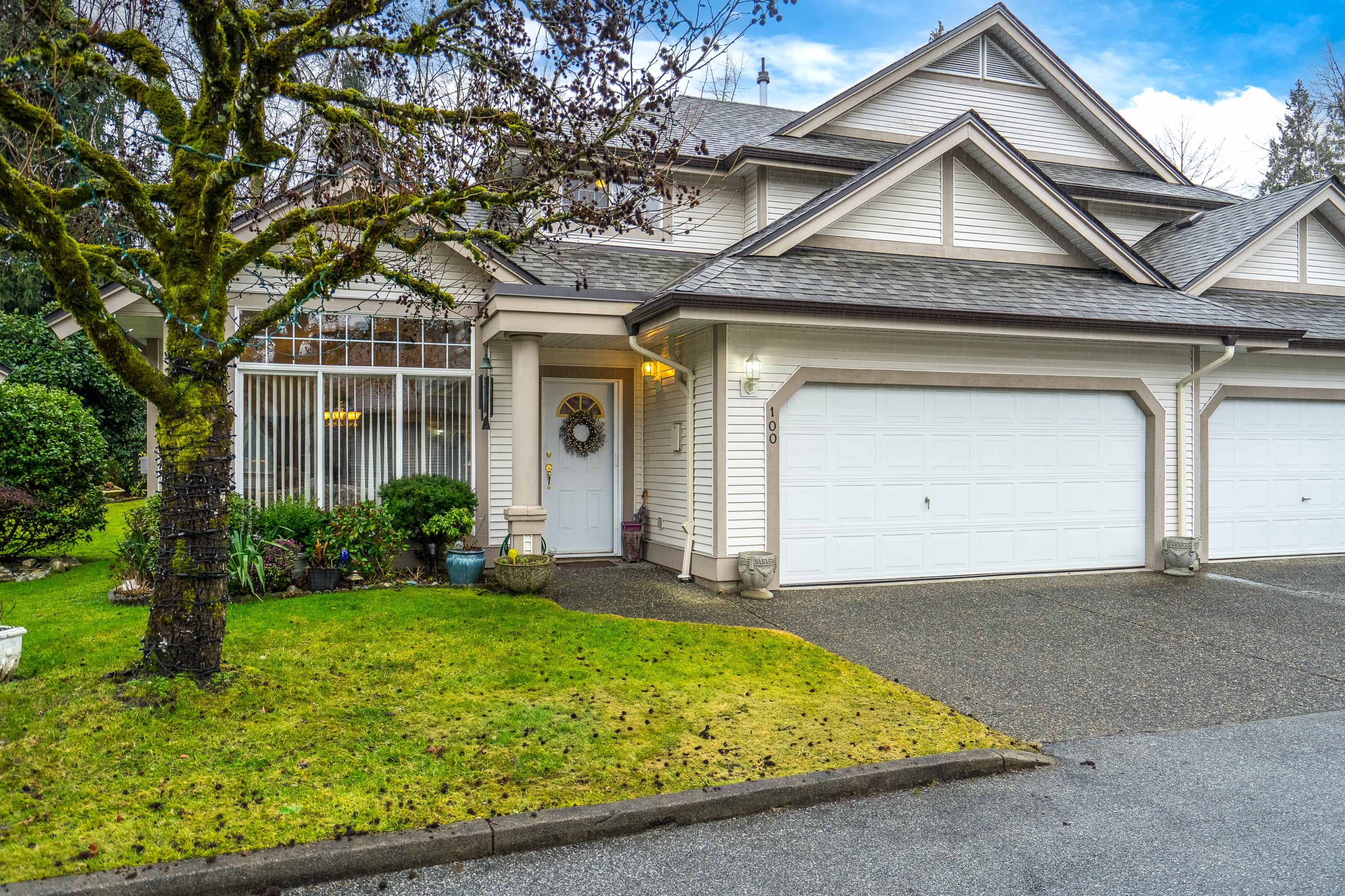 100 - 9025 216 Street, Langley