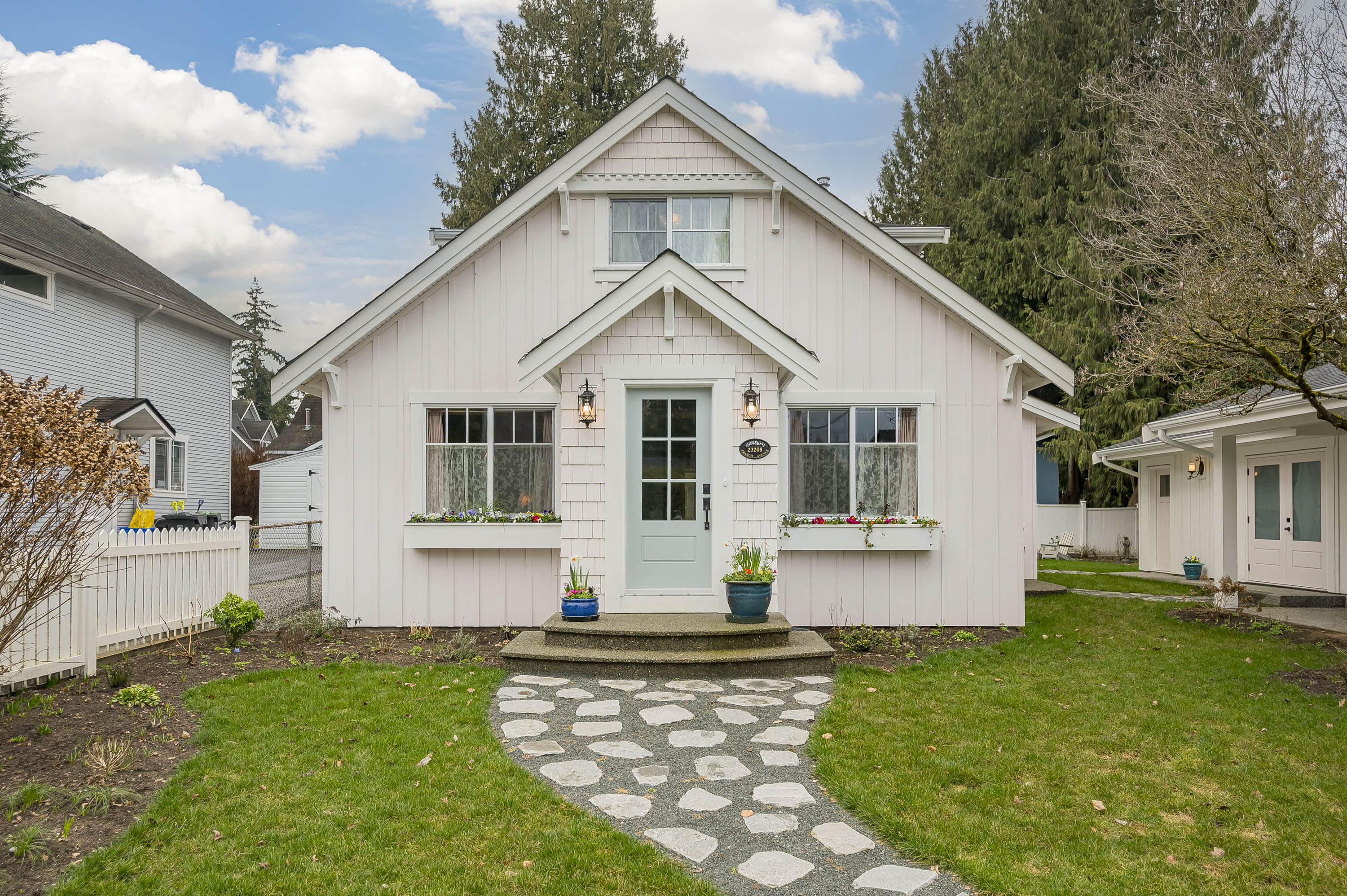 23208 Francis Avenue, Fort Langley