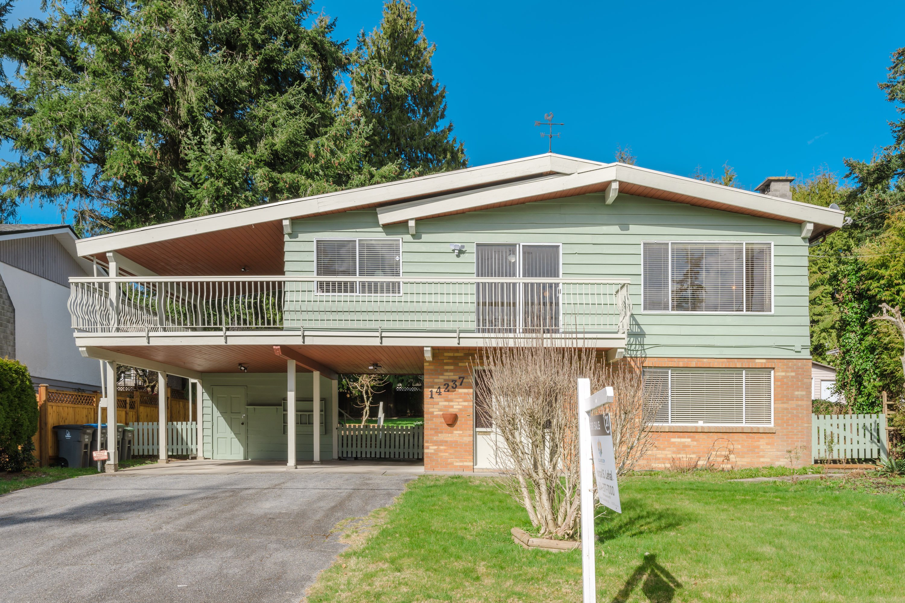 14237 69 Avenue, Surrey