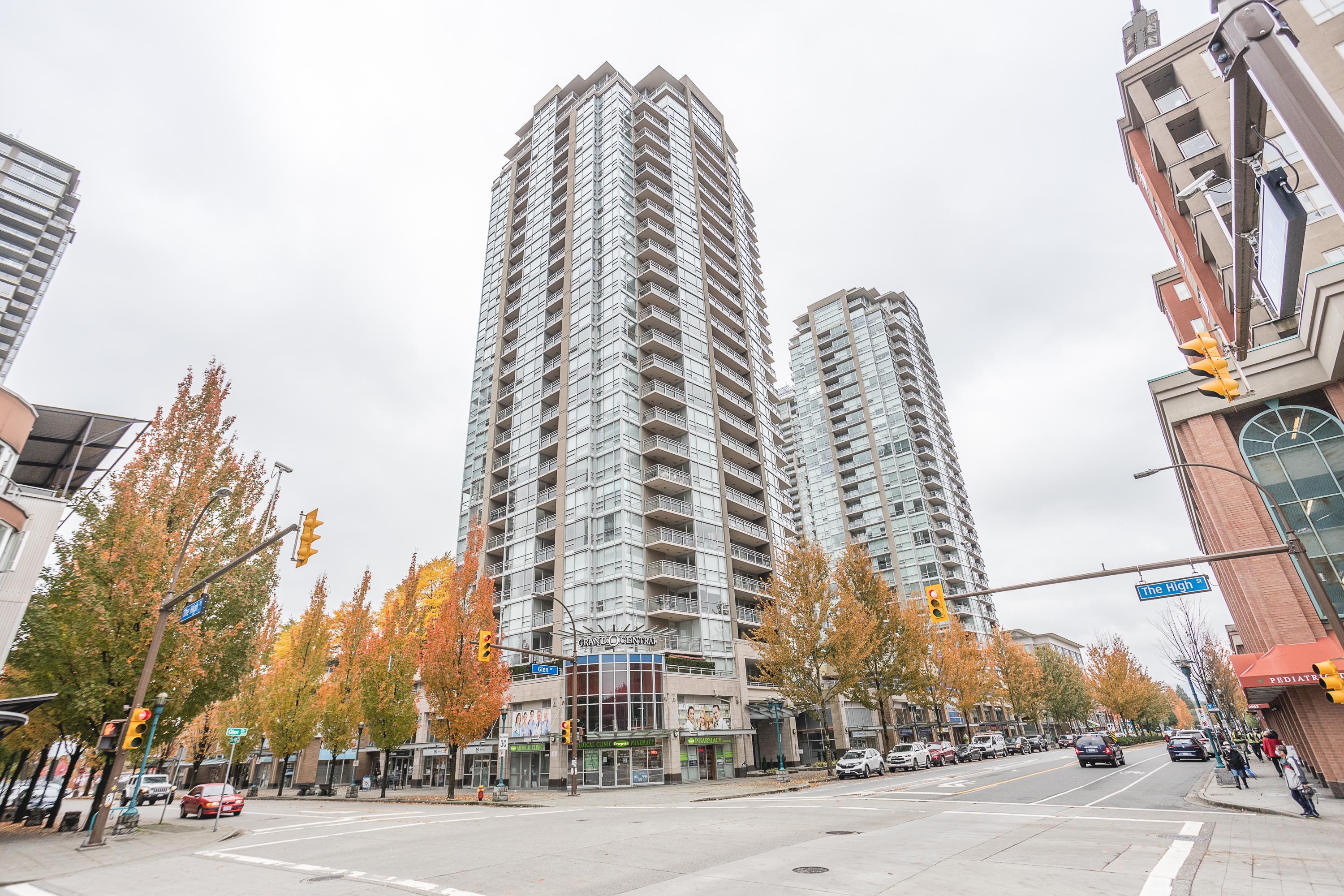 3202 - 2978 Glen Drive, Coquitlam