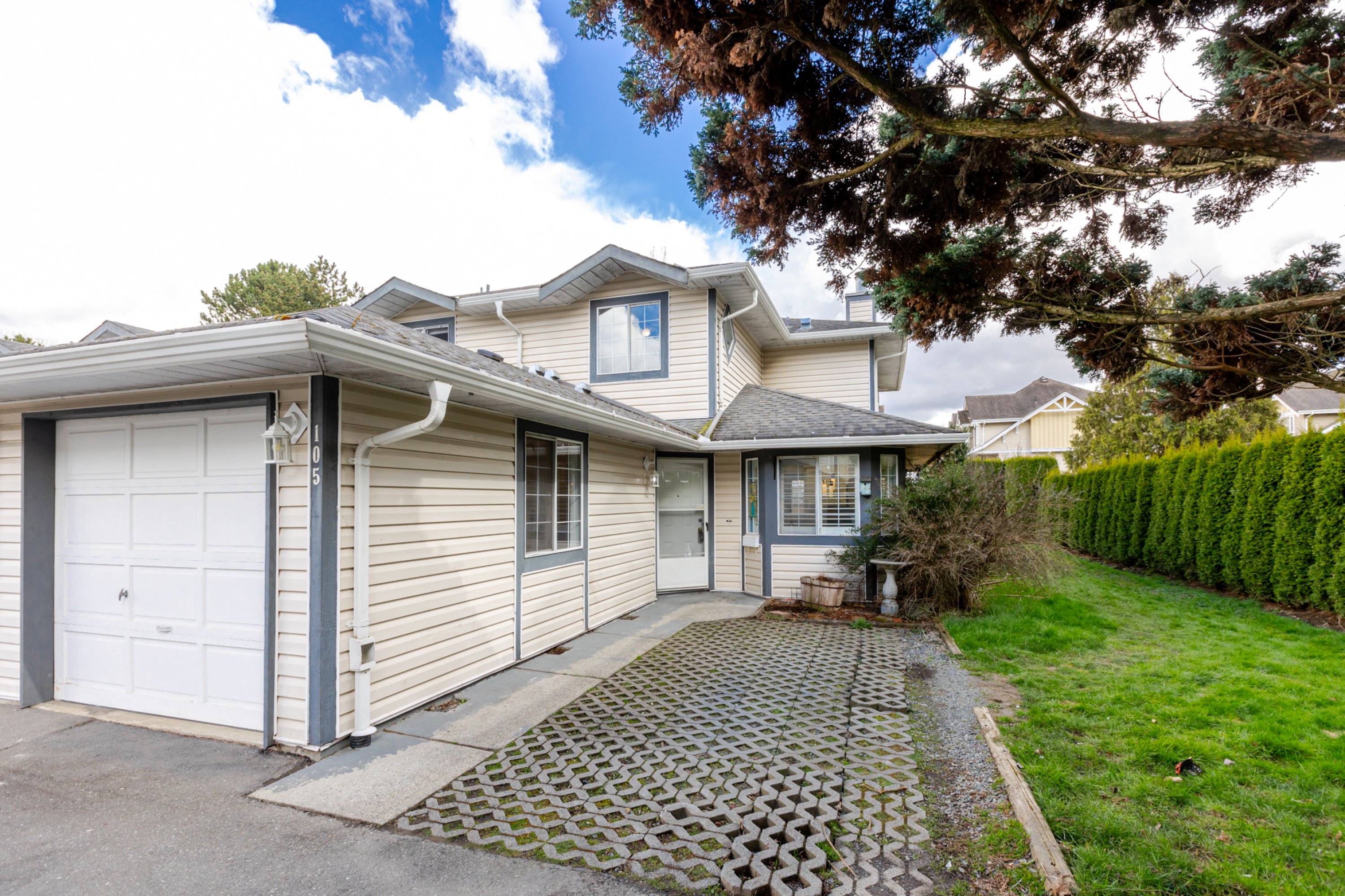 105 - 5360 201 Street, Langley