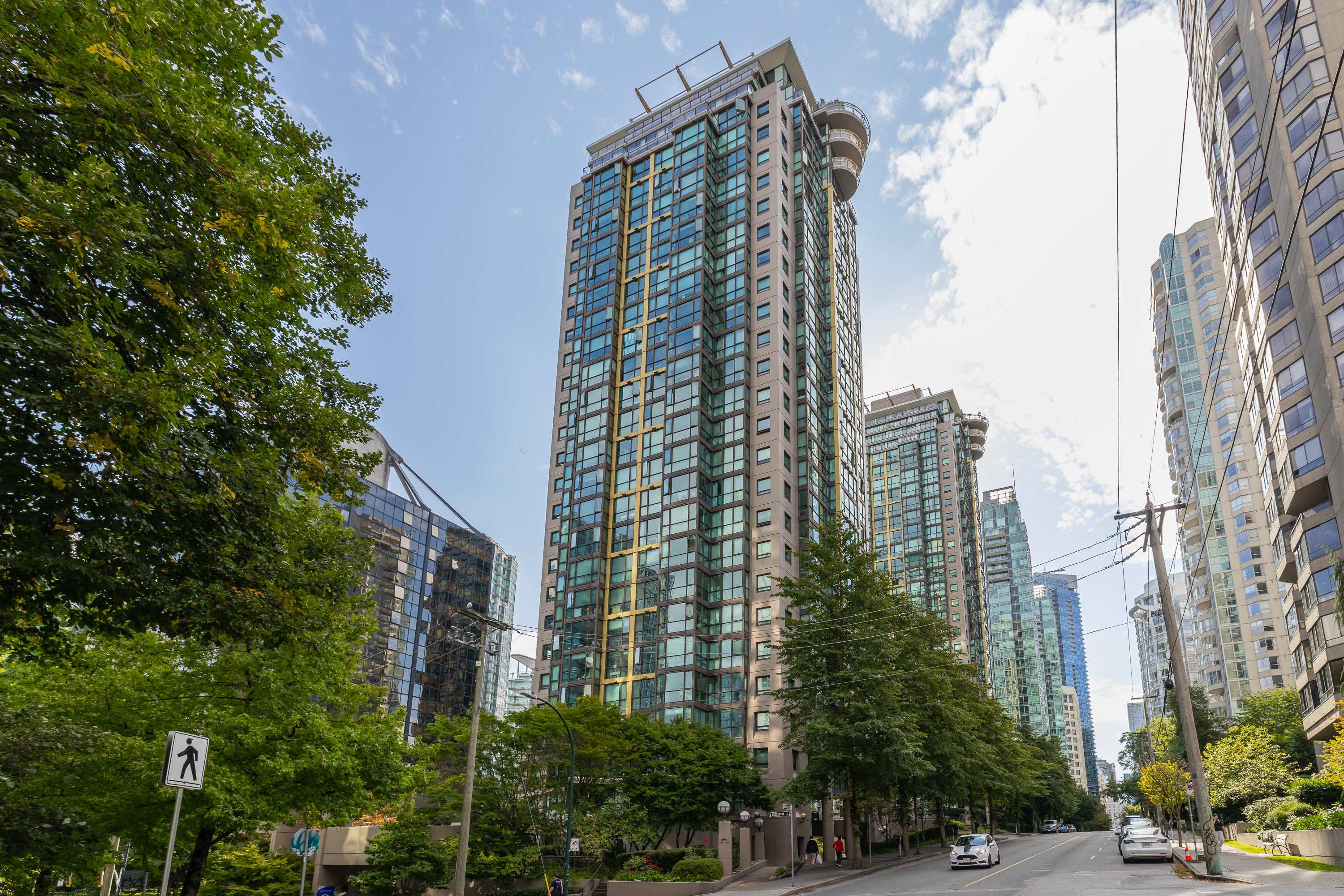 411 - 1367 Alberni Street, Vancouver
