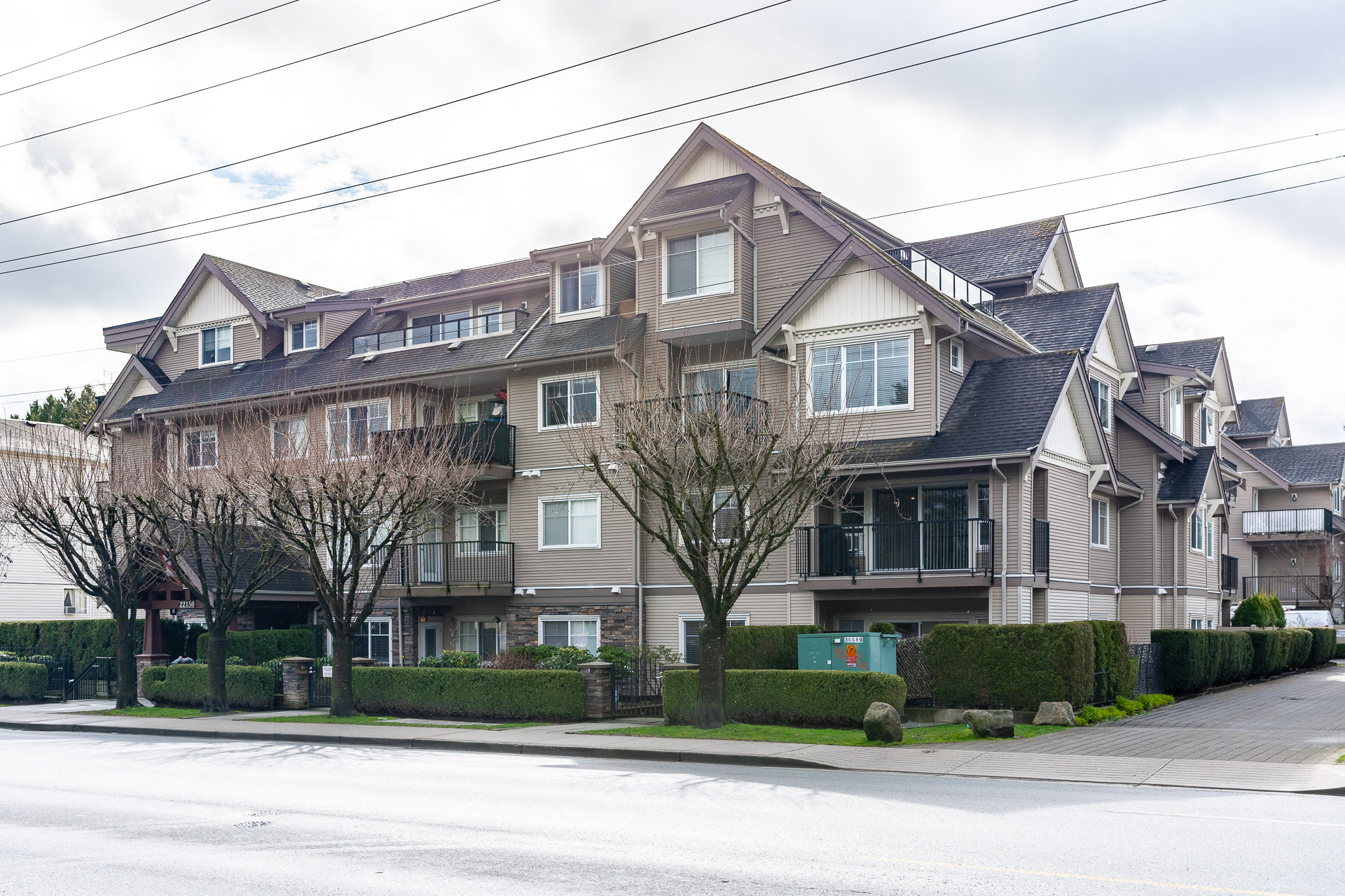 215 - 22150 Dewdney Trunk Road, Maple Ridge