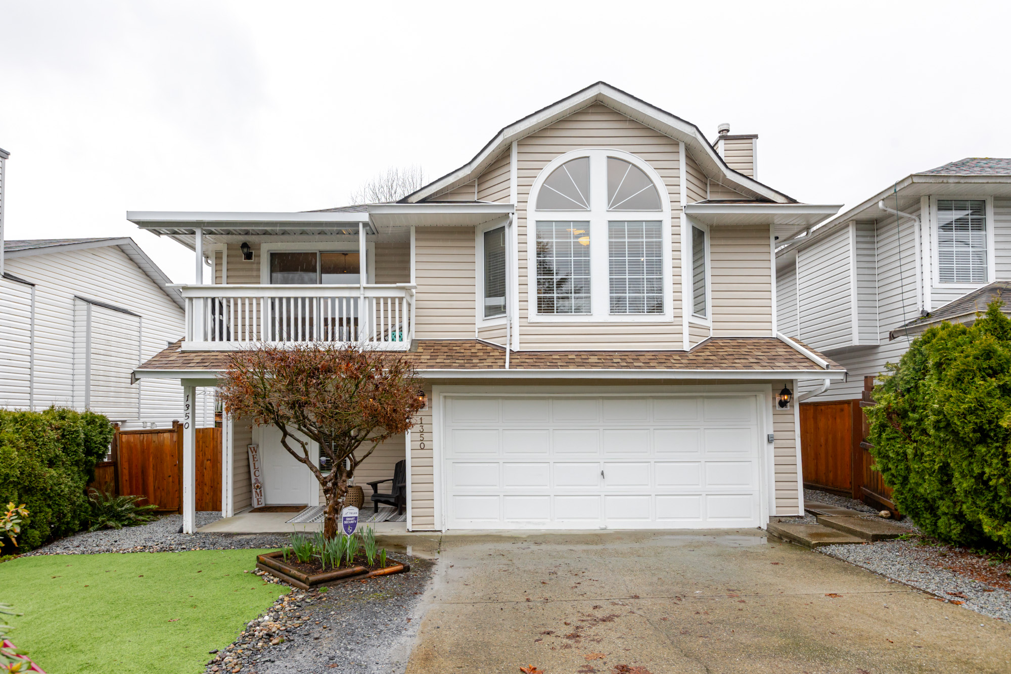 1350 Sutherland Avenue, Port Coquitlam
