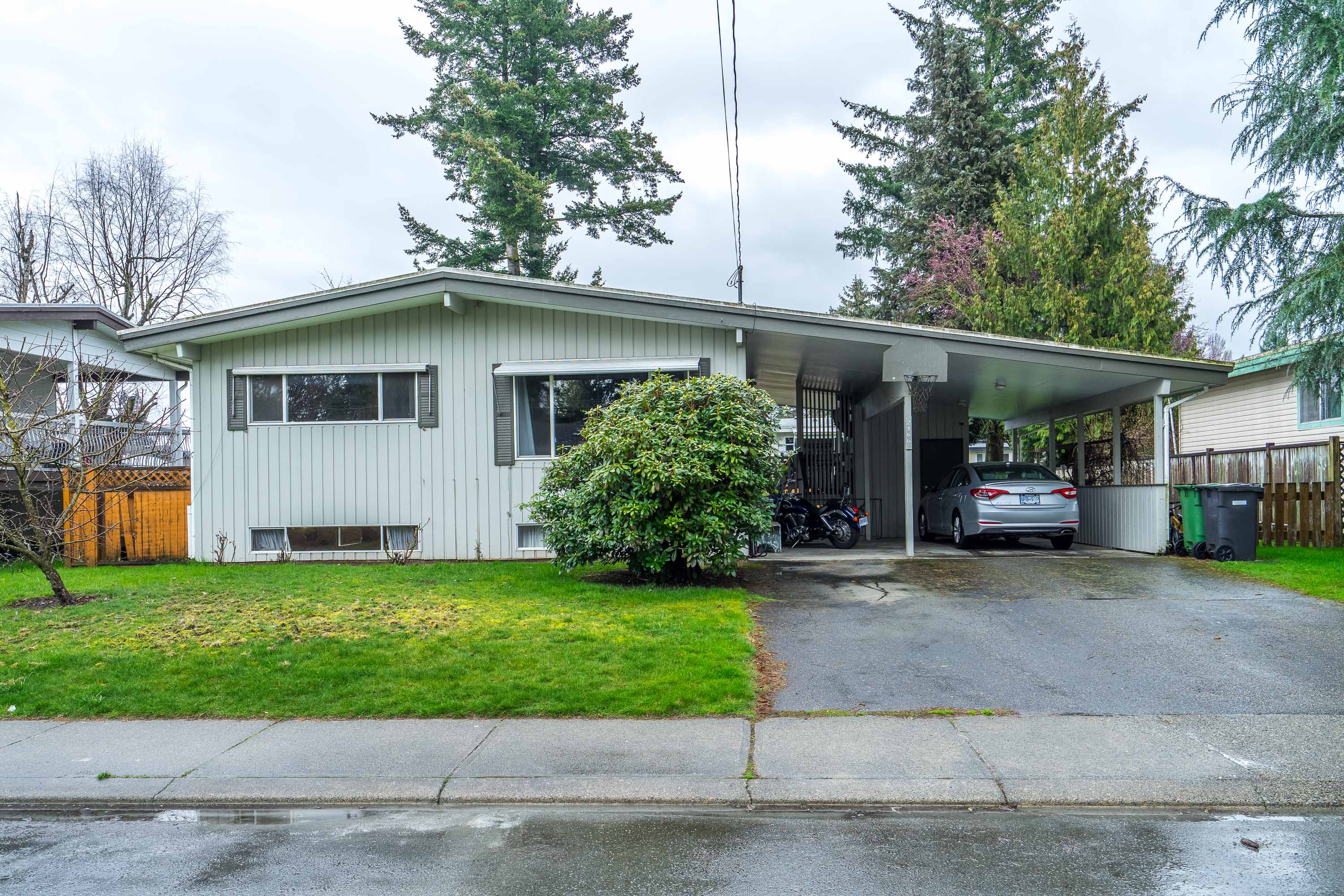 2166 Meadows Street, Abbotsford