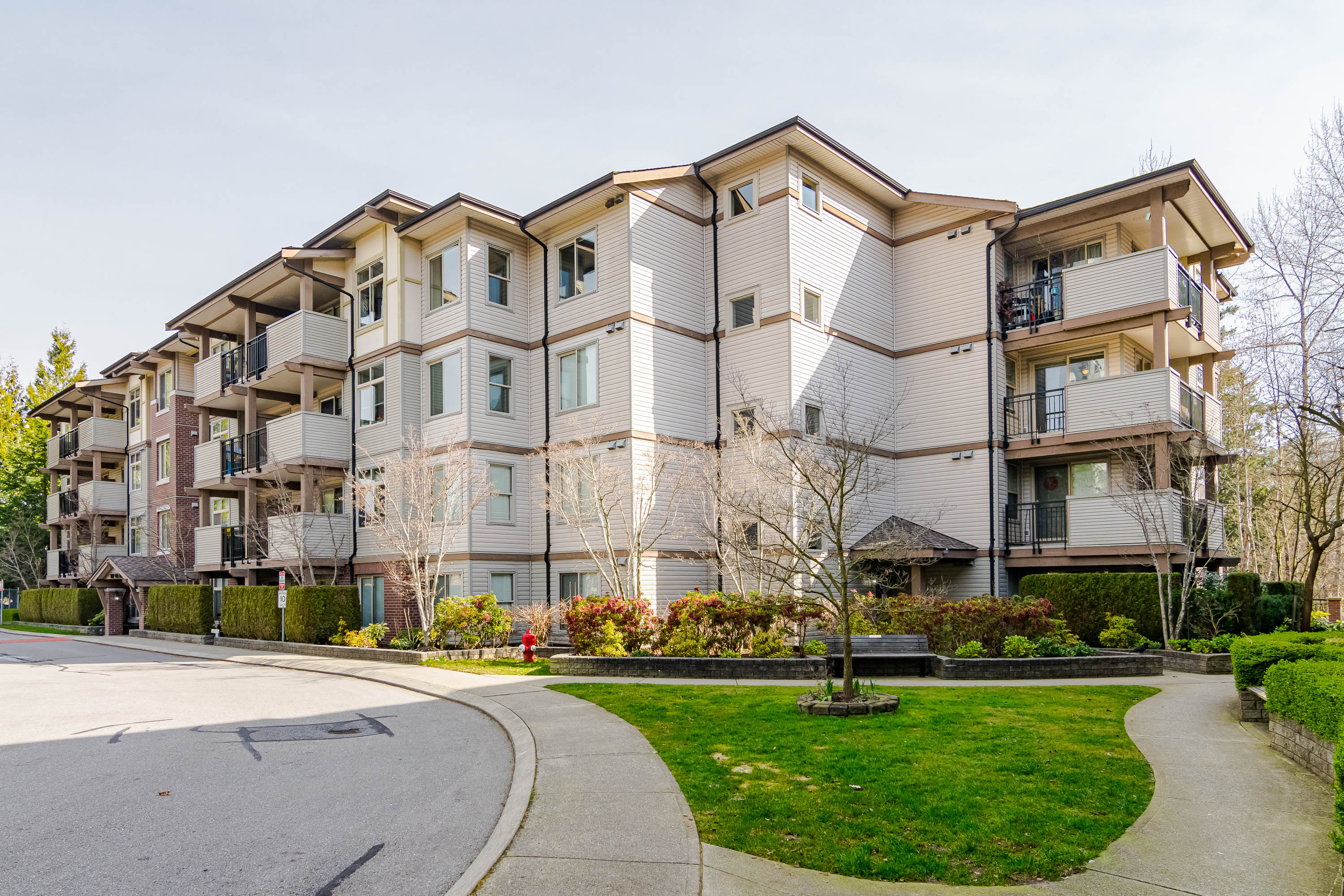 306 - 10092 148 Street, Surrey