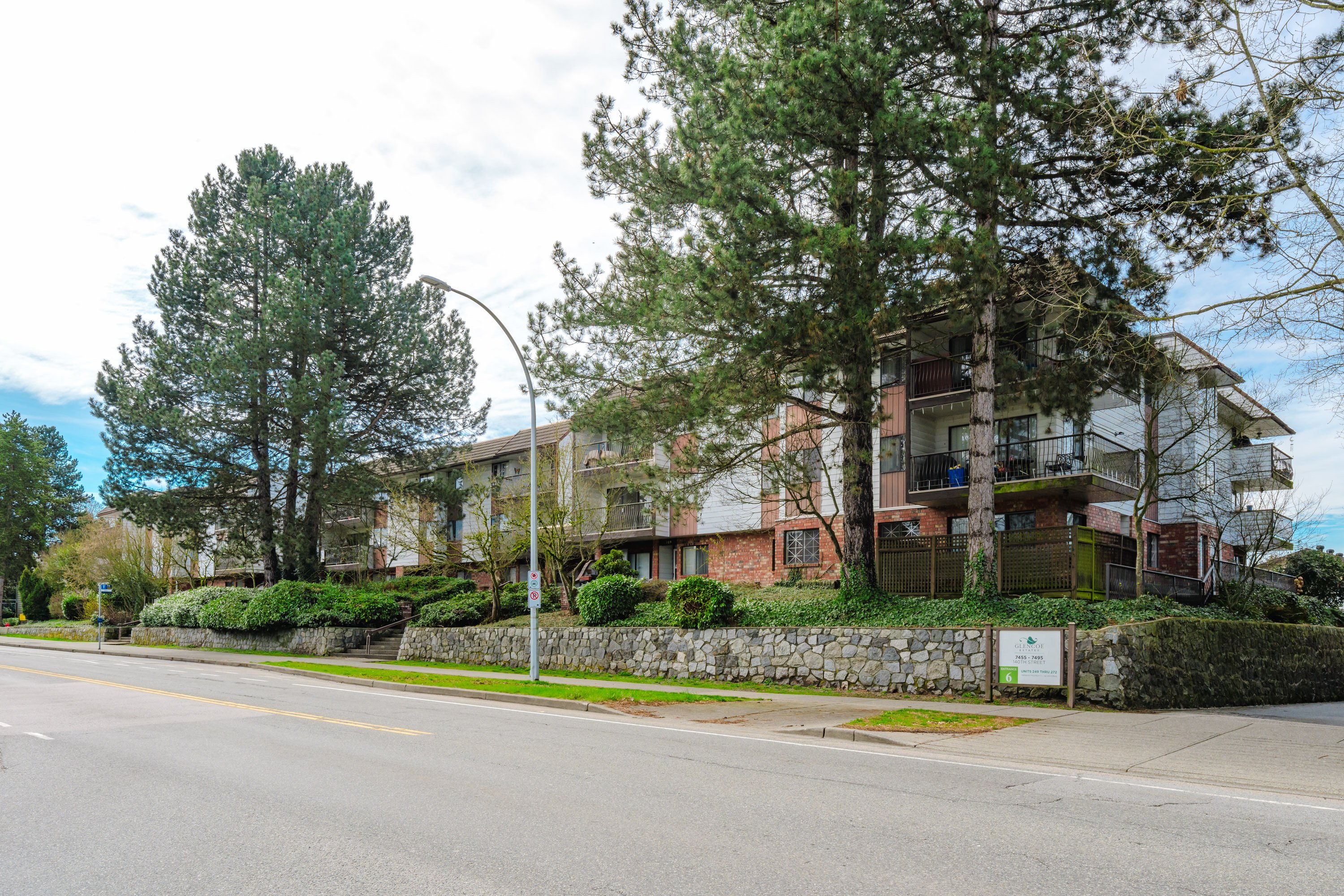206 - 7473 140 Street, Surrey