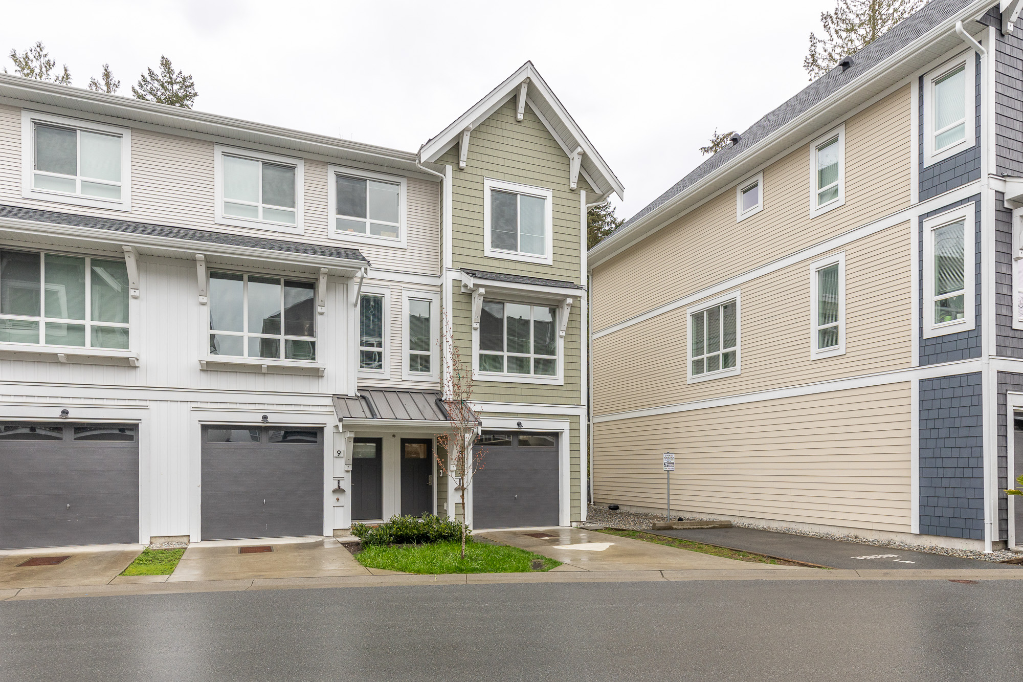 8 - 8335 Nelson Street, Mission