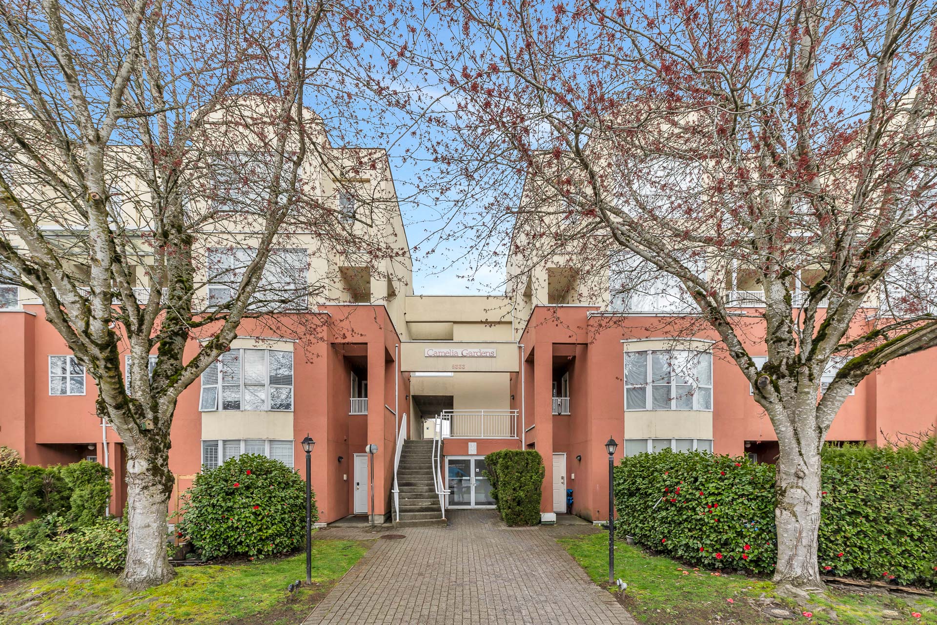 370 - 8333 Jones Road, Richmond