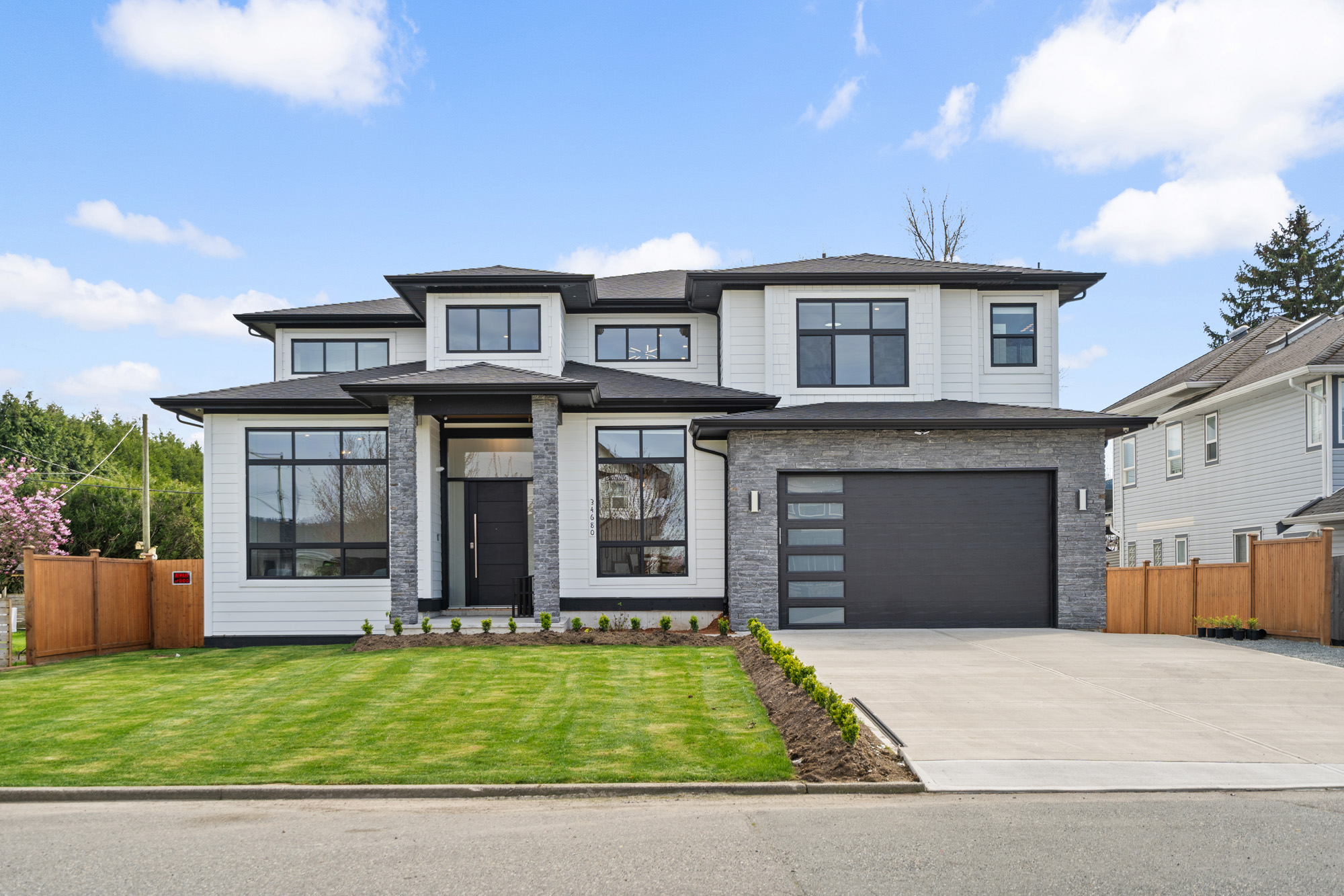 34680 2 Avenue, Abbotsford