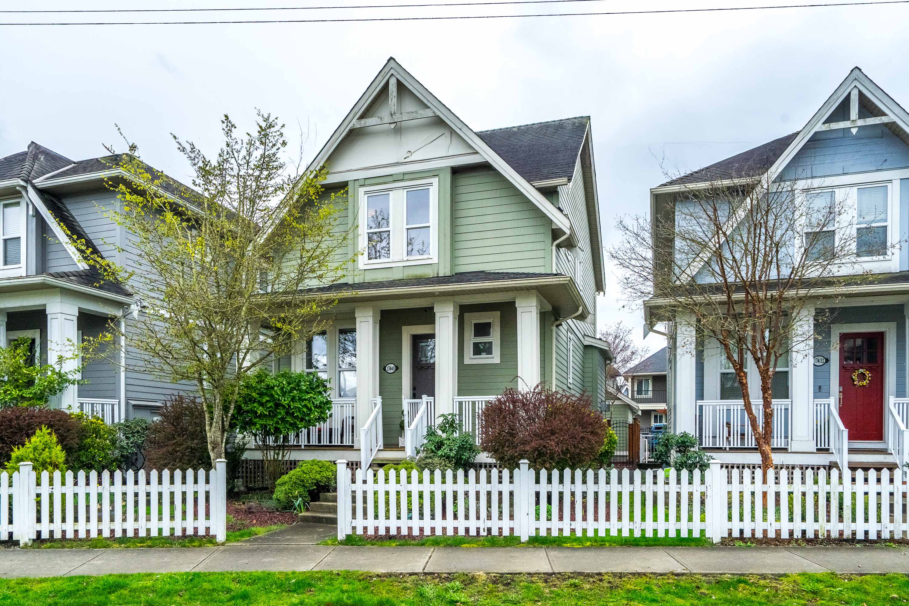 17440 2 Avenue, Surrey
