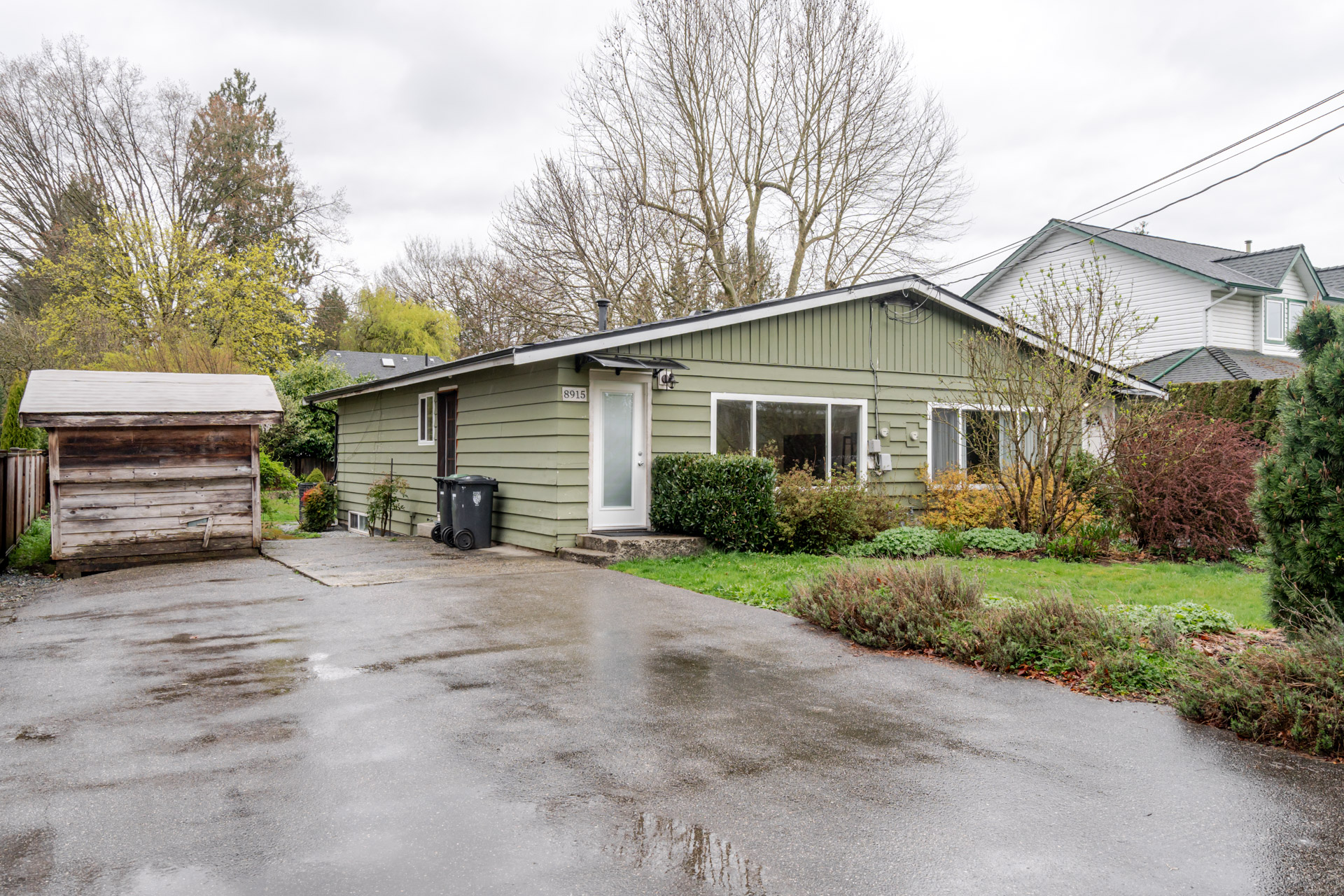 8915 Mackie Street, Langley