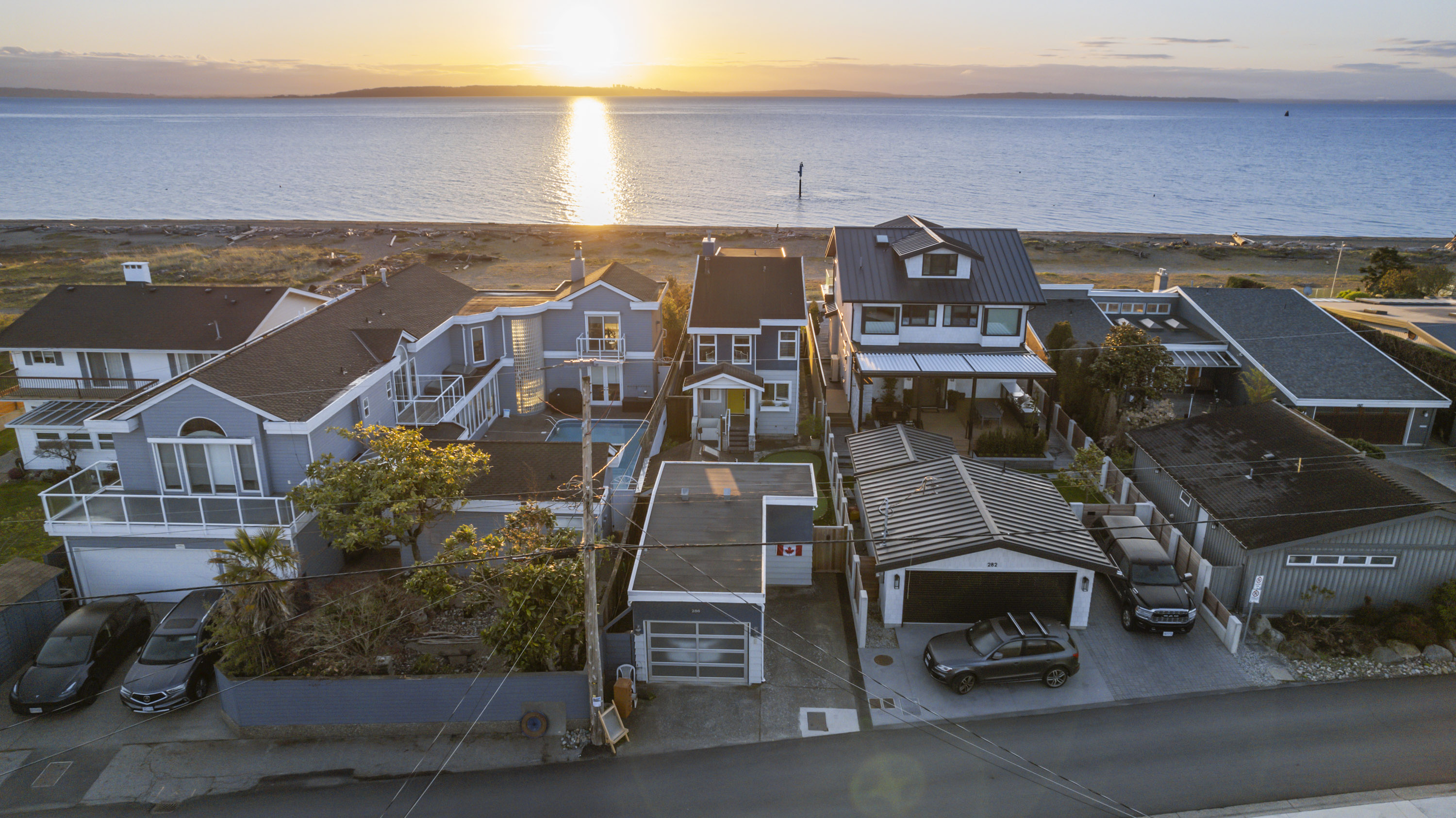 286 Centennial Parkway, Delta