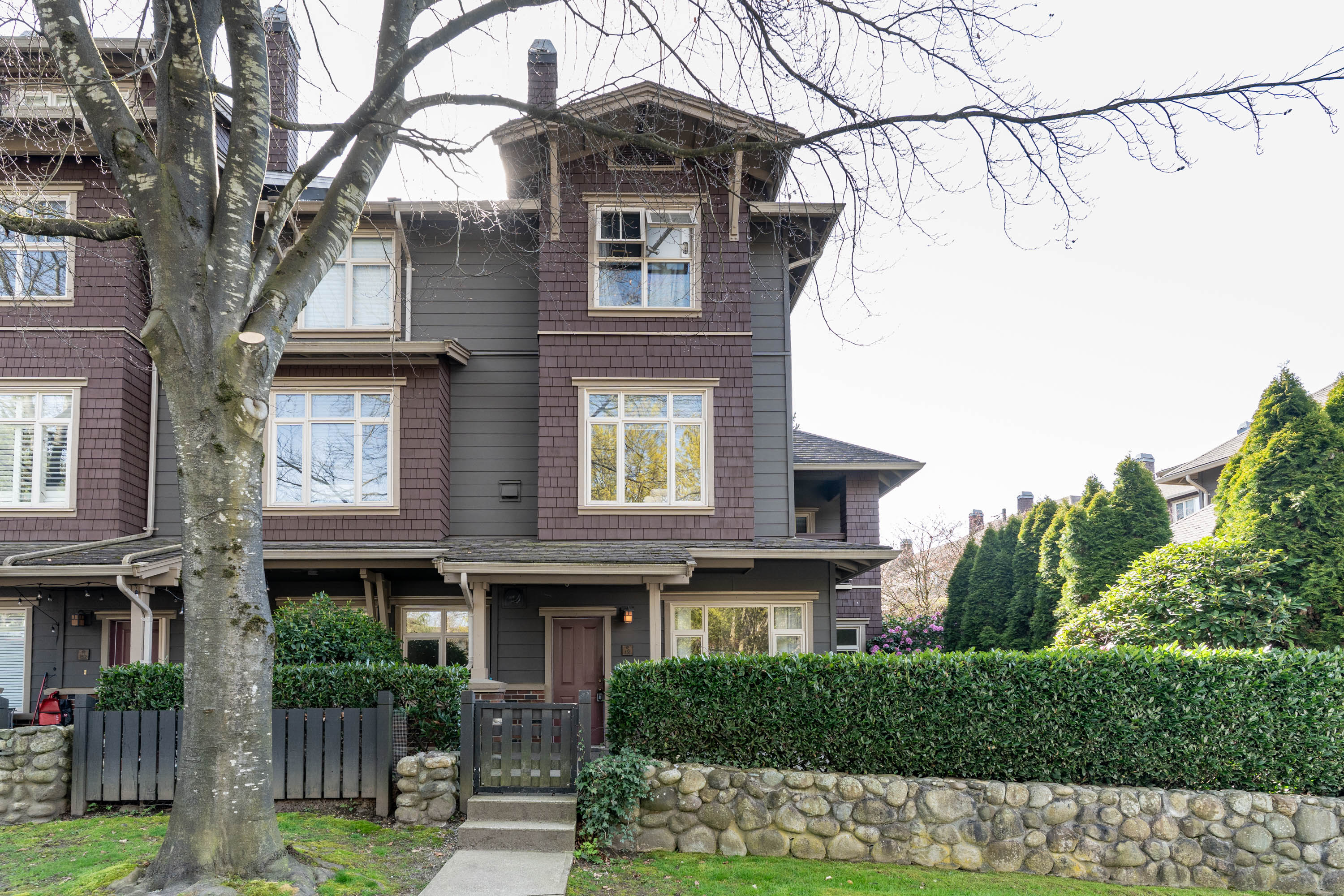 131 - 600 Park Crescent, New Westminster