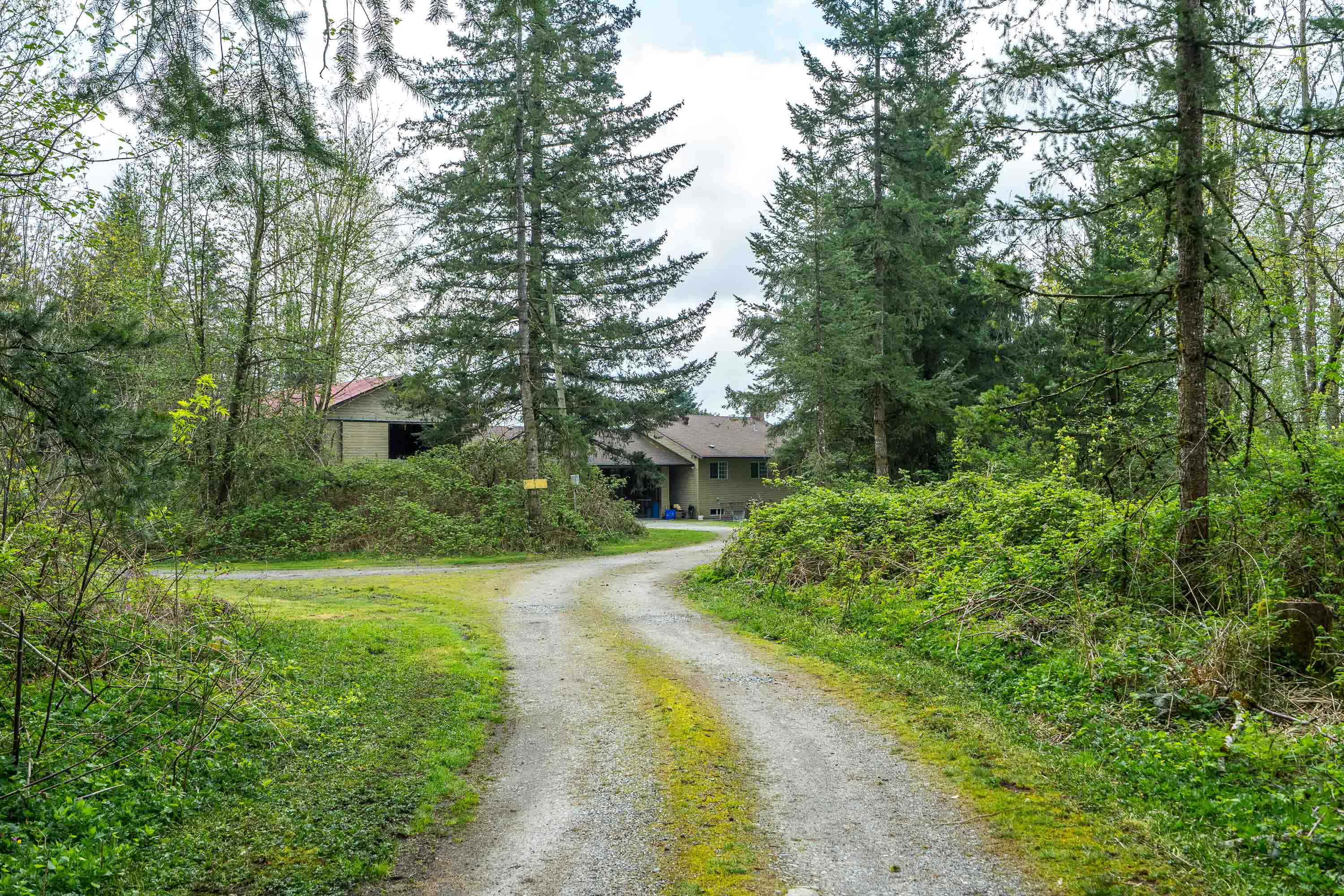 24548 21B Avenue, Langley