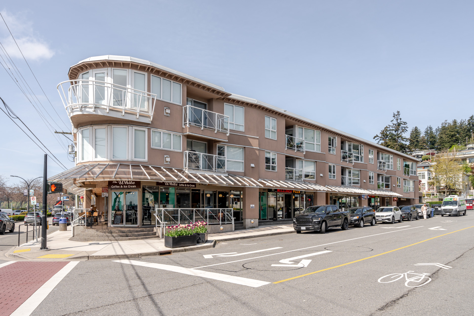 201 - 1119 Vidal Street, White Rock