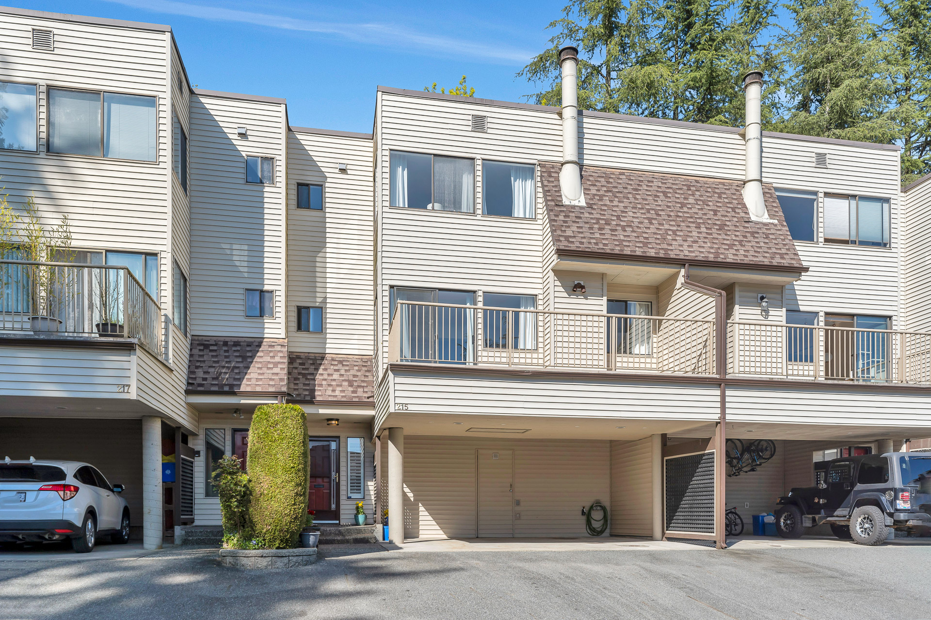 215 - 1220 Falcon Drive, Coquitlam