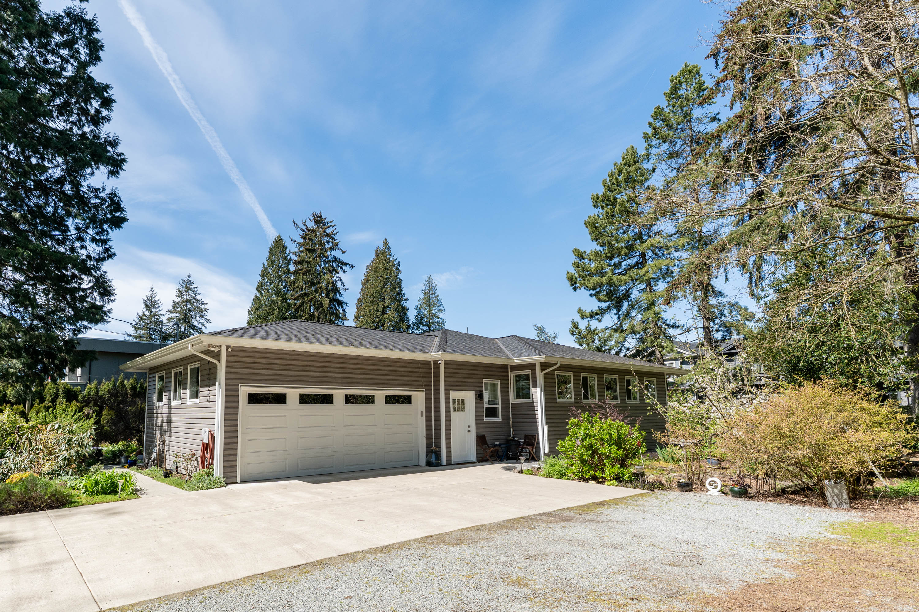 17123 0 Avenue, Surrey