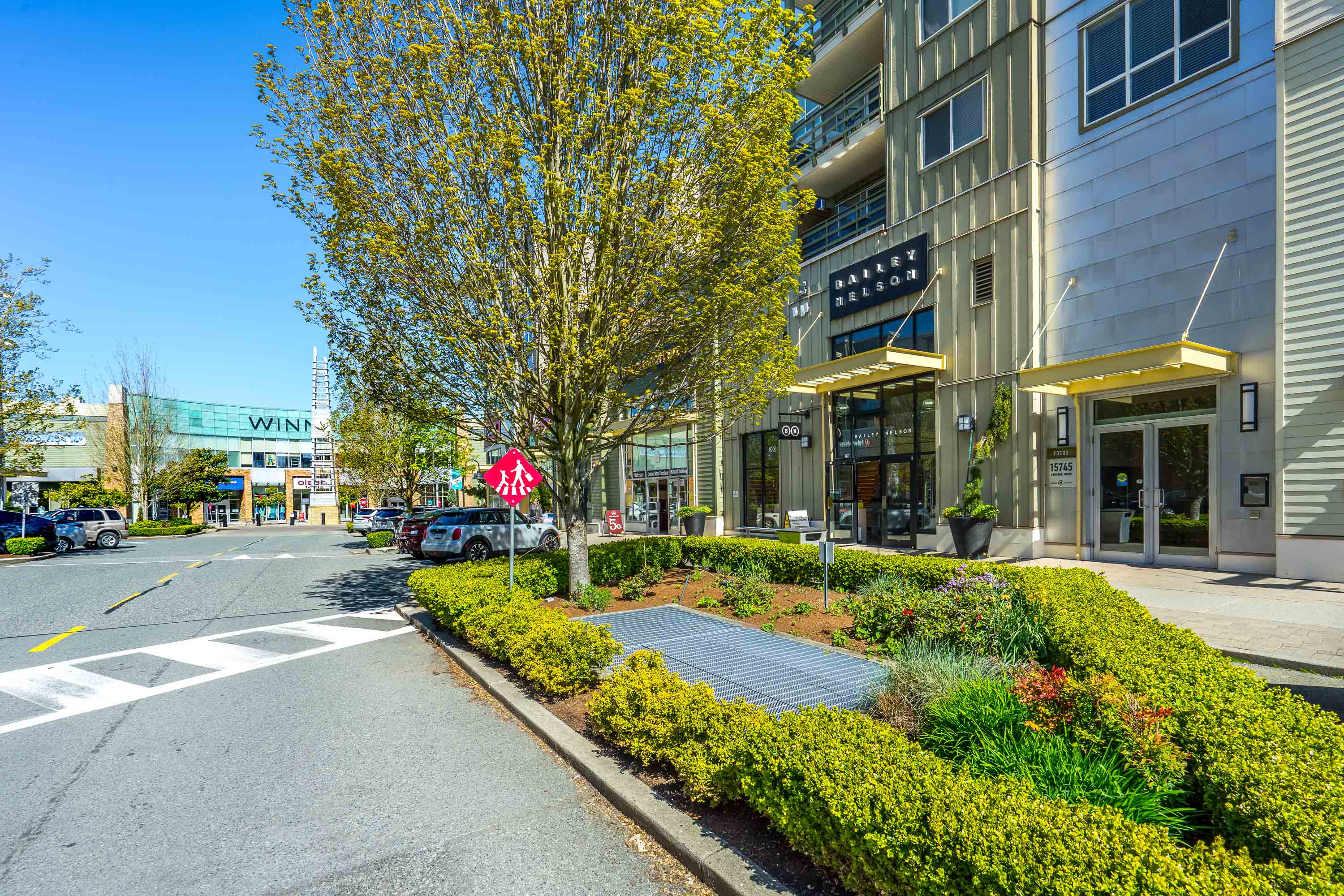318 - 15745 Croydon Drive, Surrey