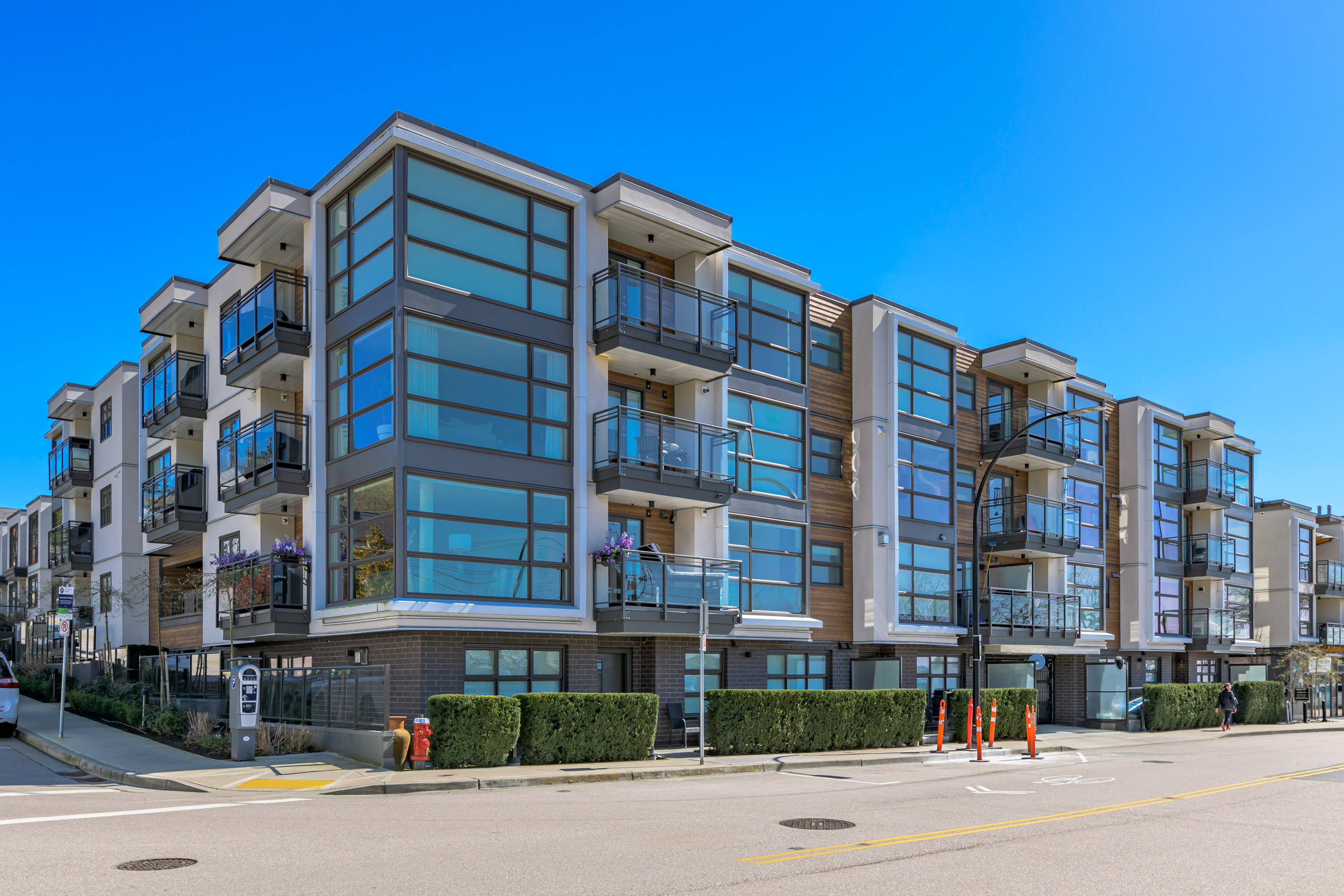 203 - 1160 Oxford Street, White Rock