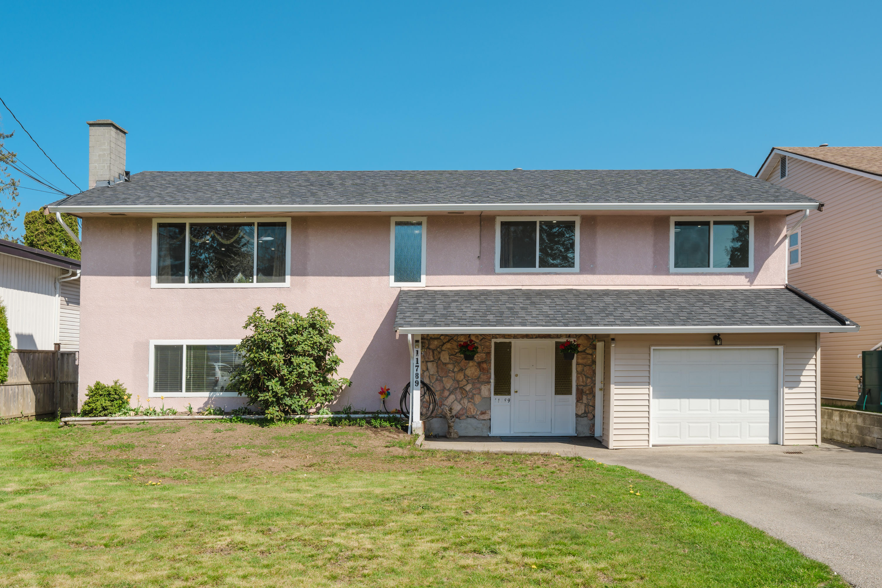 11789 85A Avenue, Delta