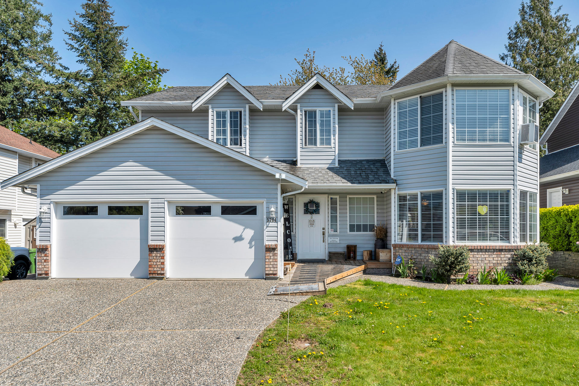 5704 Janis Street, Chilliwack