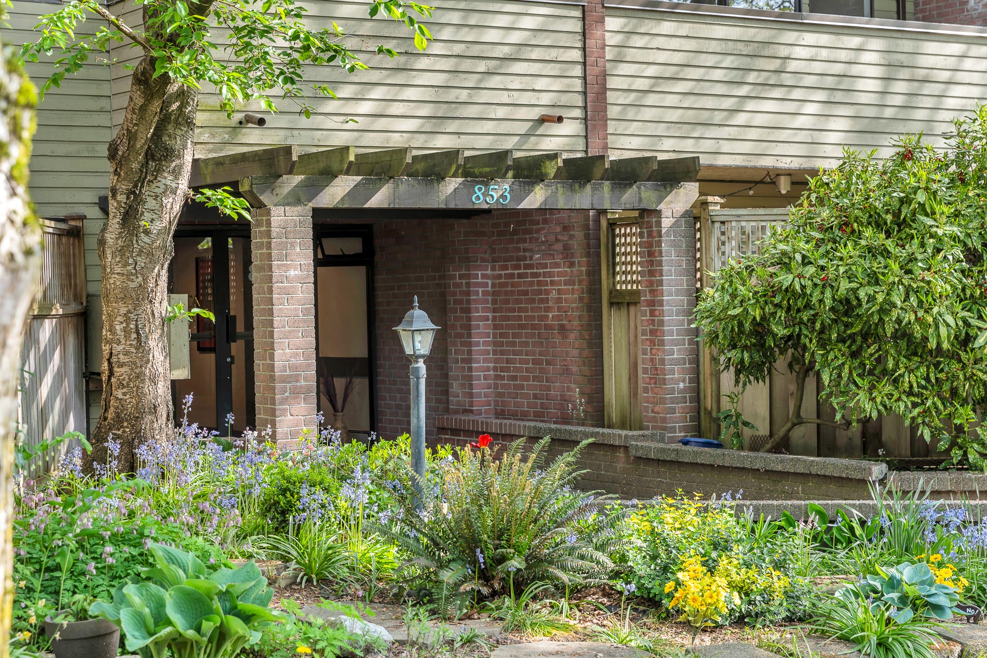 207 - 853 7 Avenue E, Vancouver