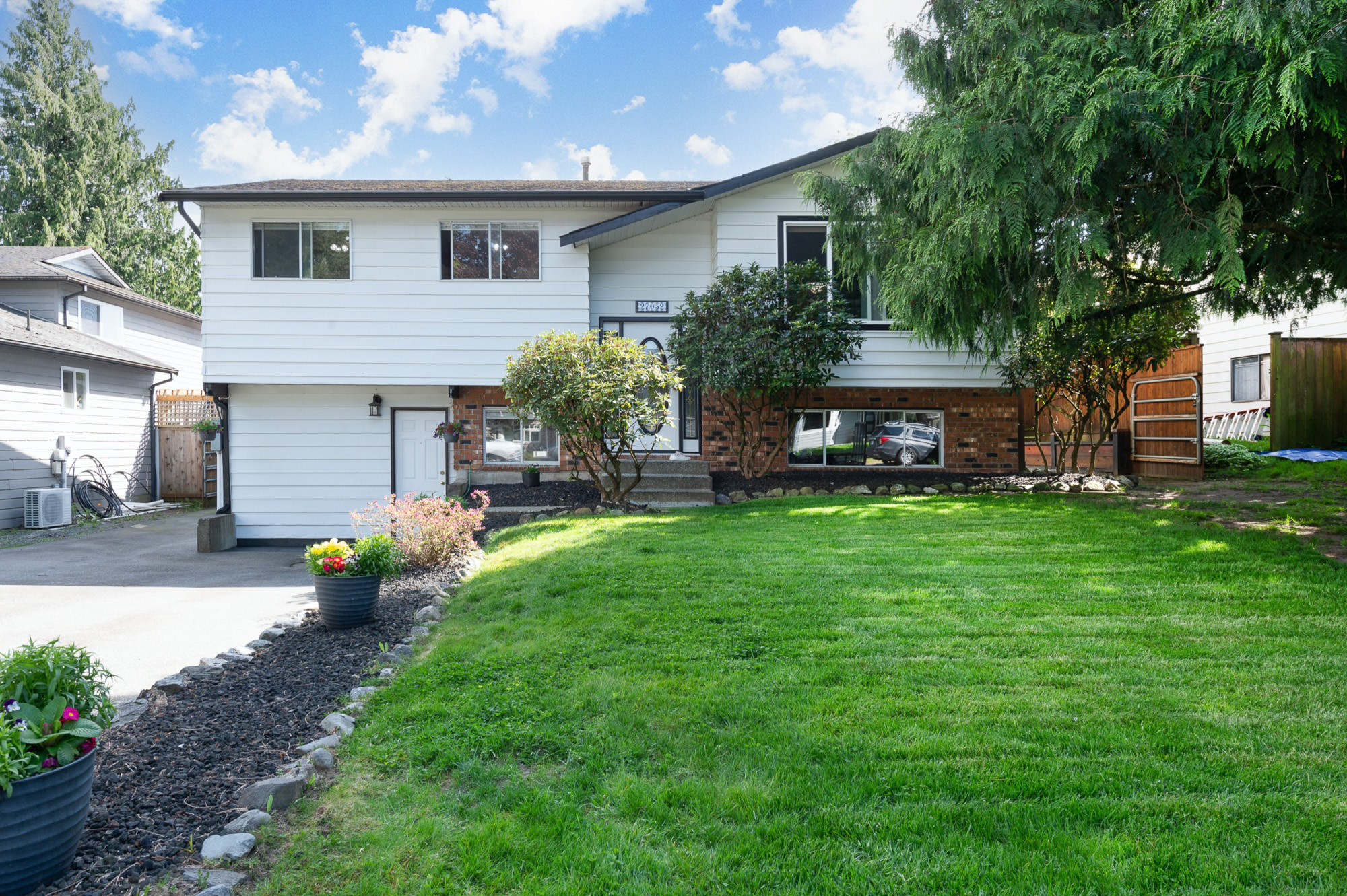 27052 34A Avenue, Aldergrove
