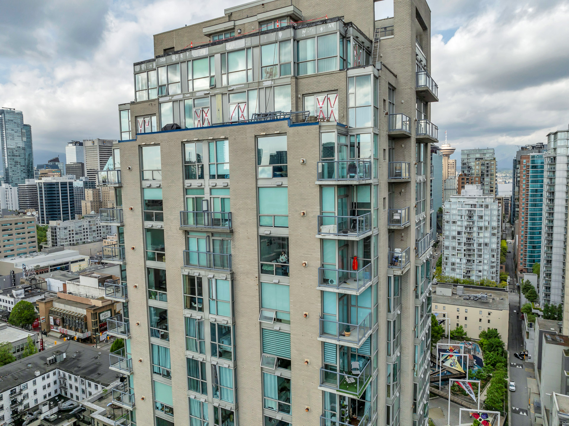 2605 - 928 Richards Street, Vancouver