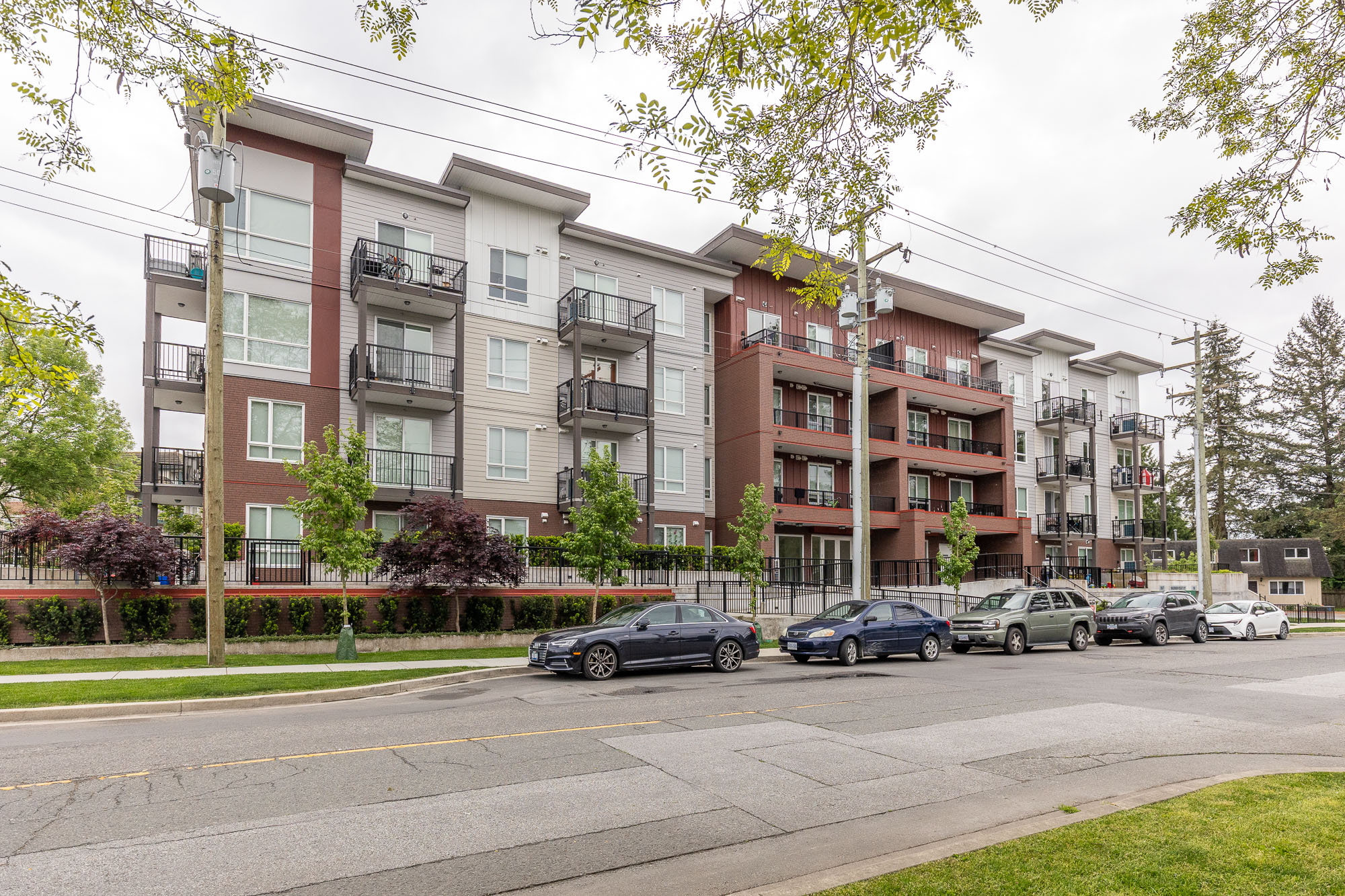 407 - 5420 208 Street, Langley