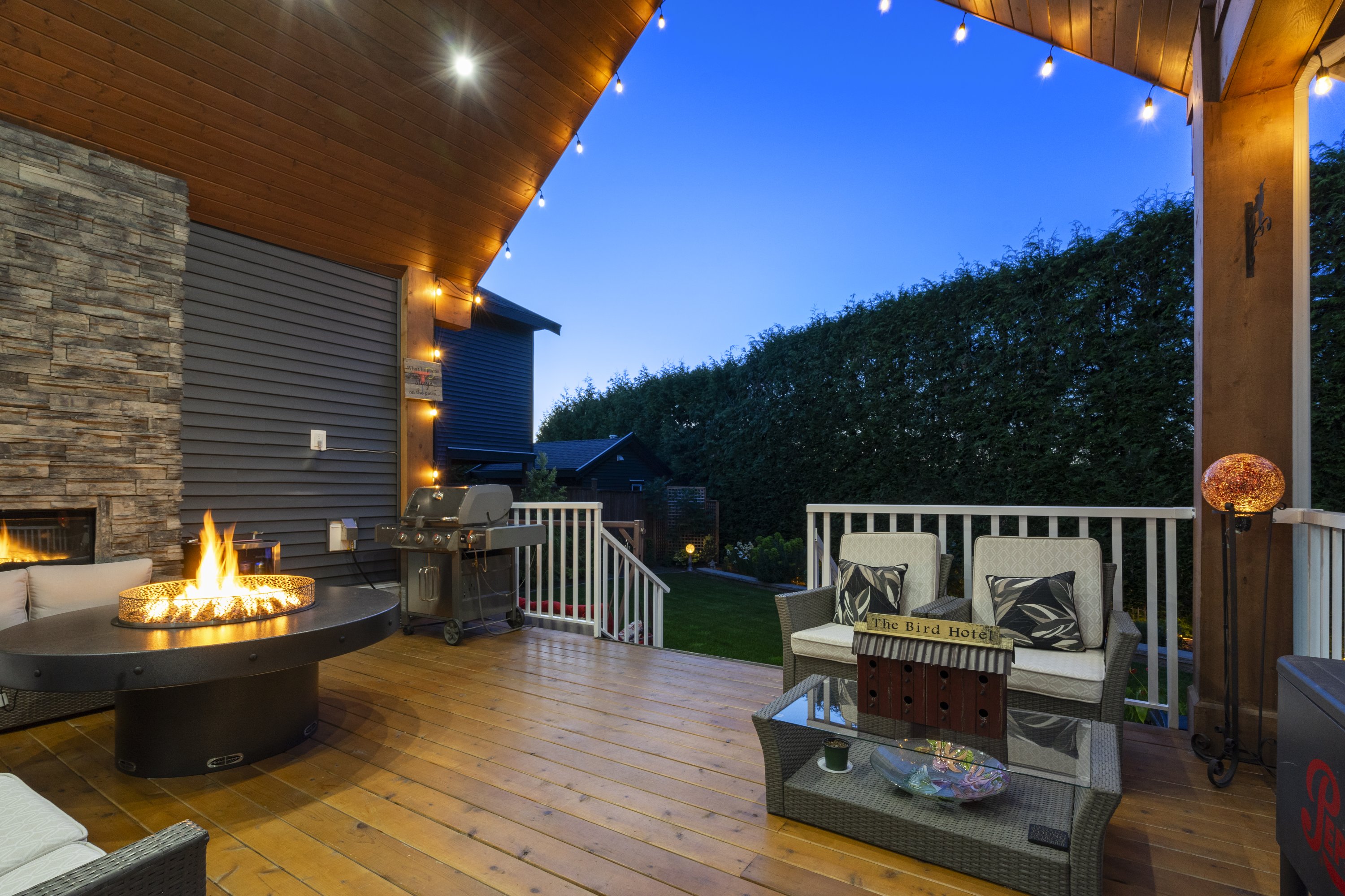 2 - 22963 Fraser Highway, Langley