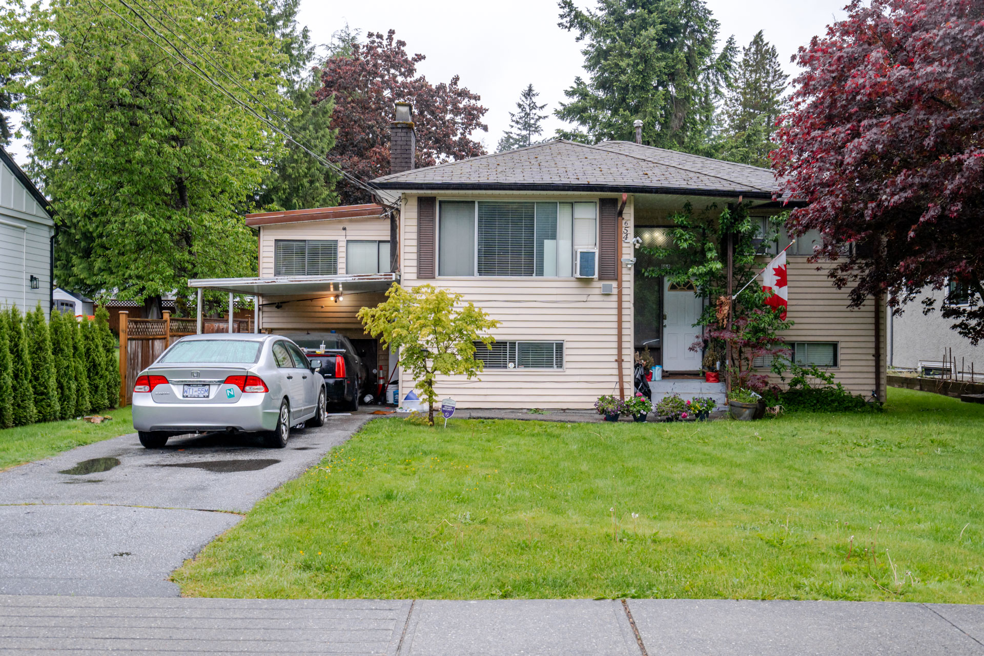654 Linton Street, Coquitlam