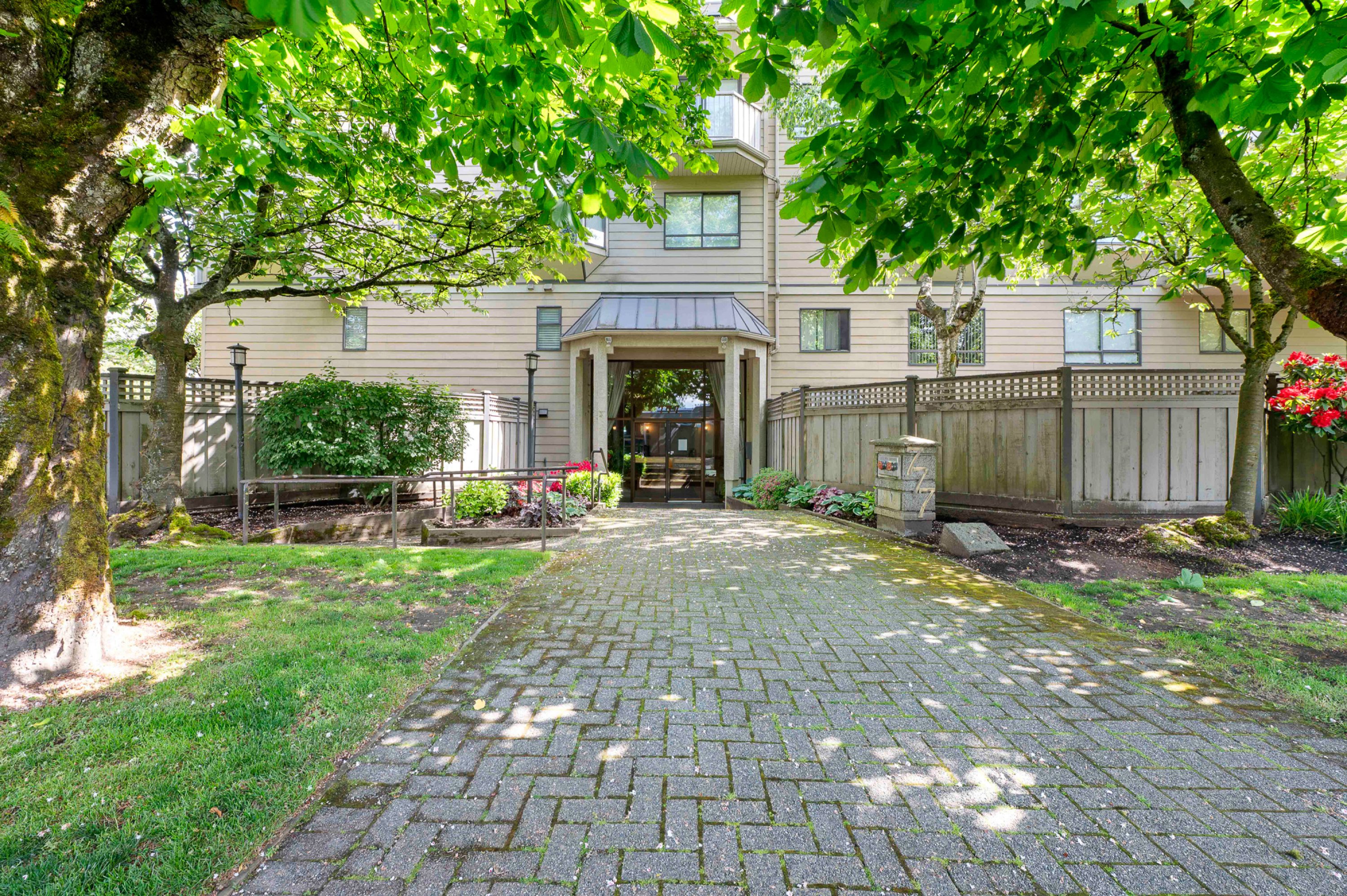 410 - 777 Eighth Street, New Westminster