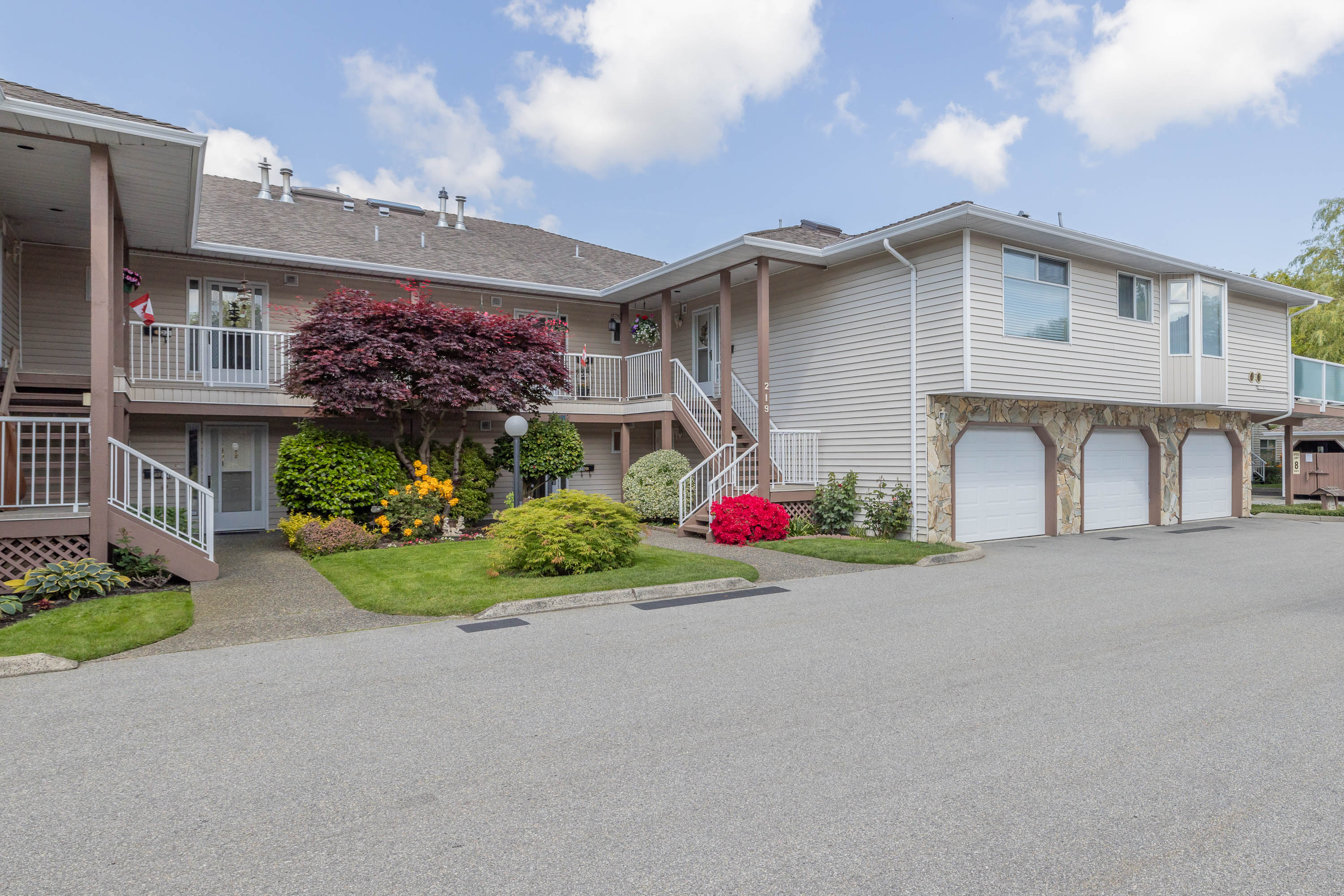 120 - 6875 121 Street, Surrey