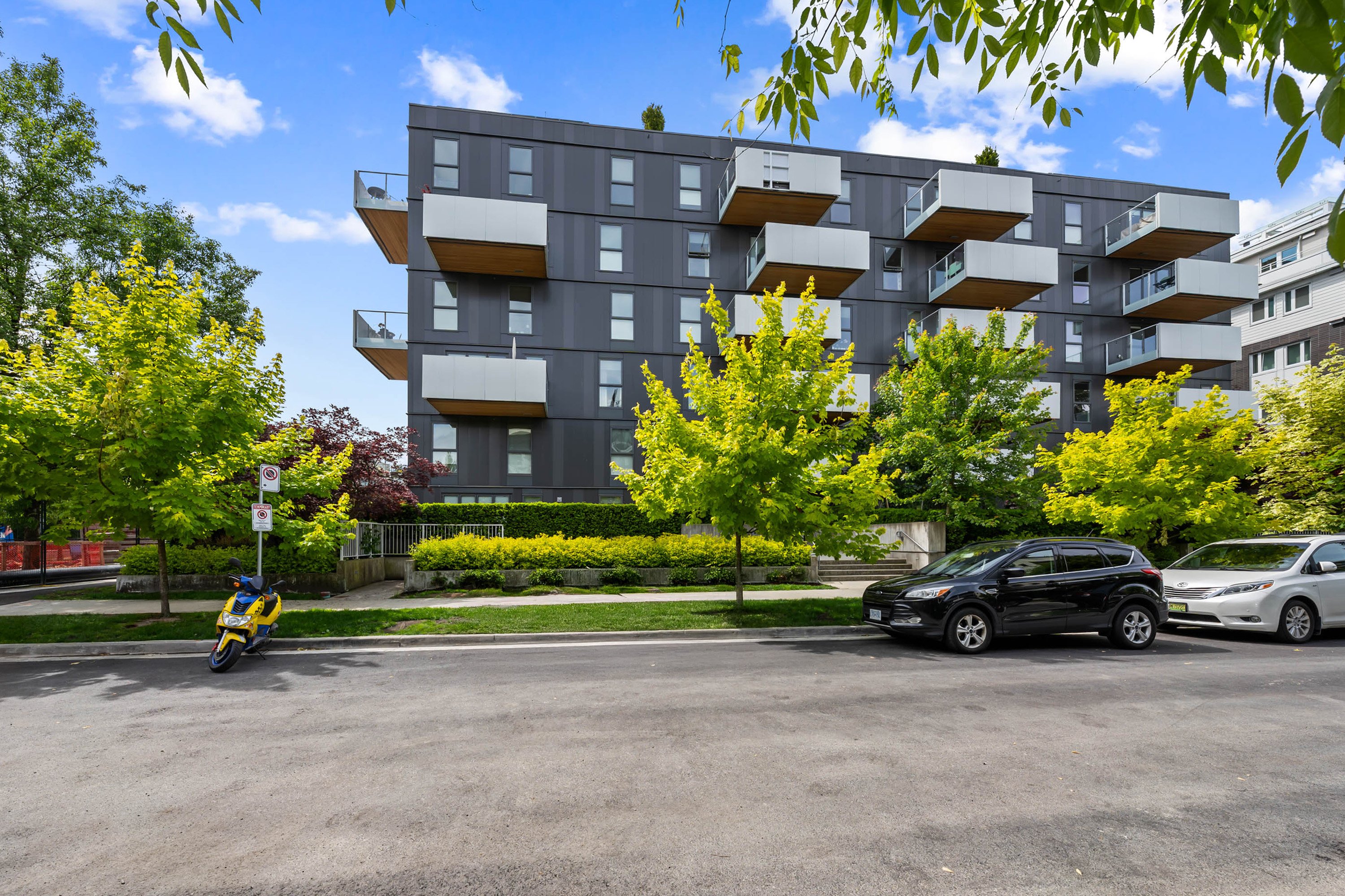 201 - 5089 Quebec Street, Vancouver