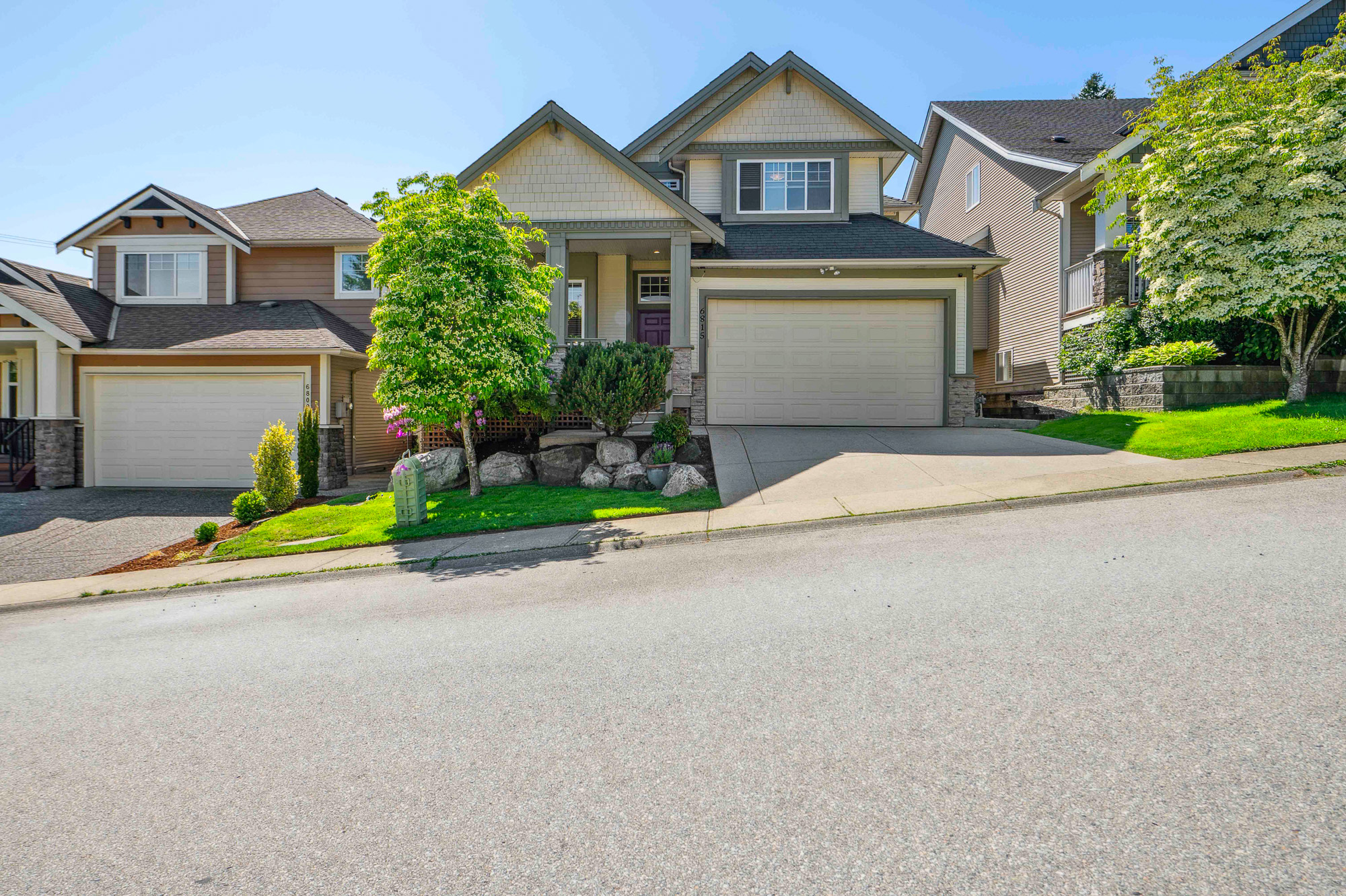 6815 198B Street, Langley
