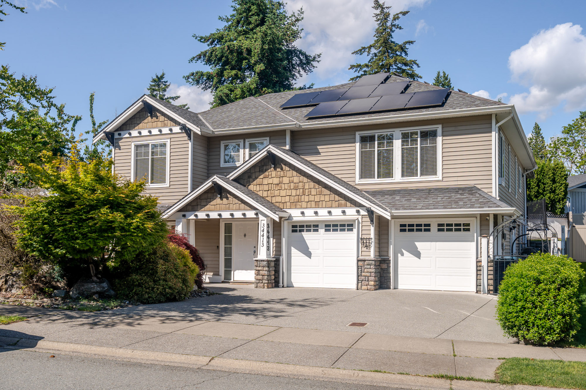 34413 Stoneleigh Avenue, Abbotsford
