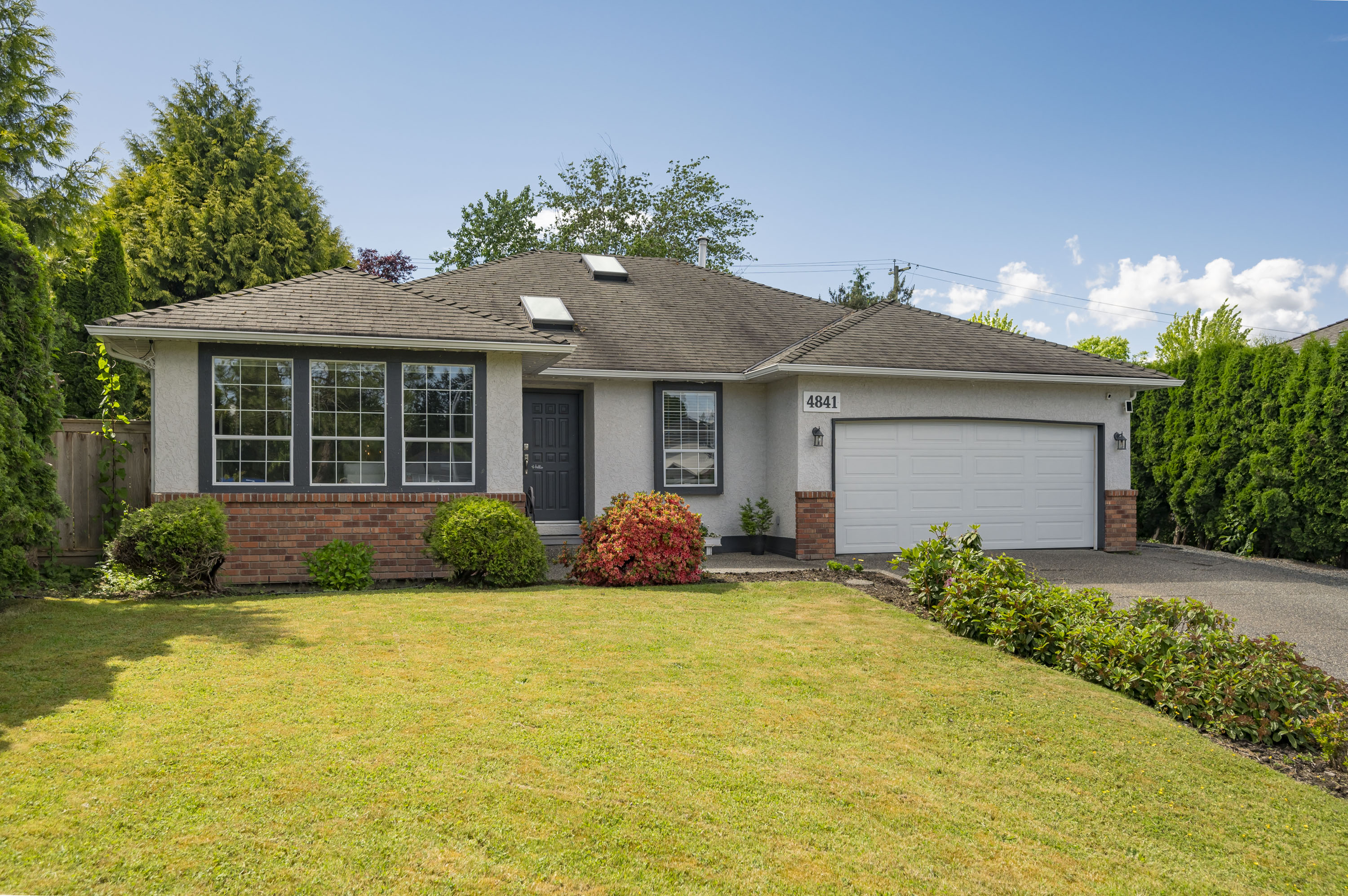 4841 208A Street, Langley