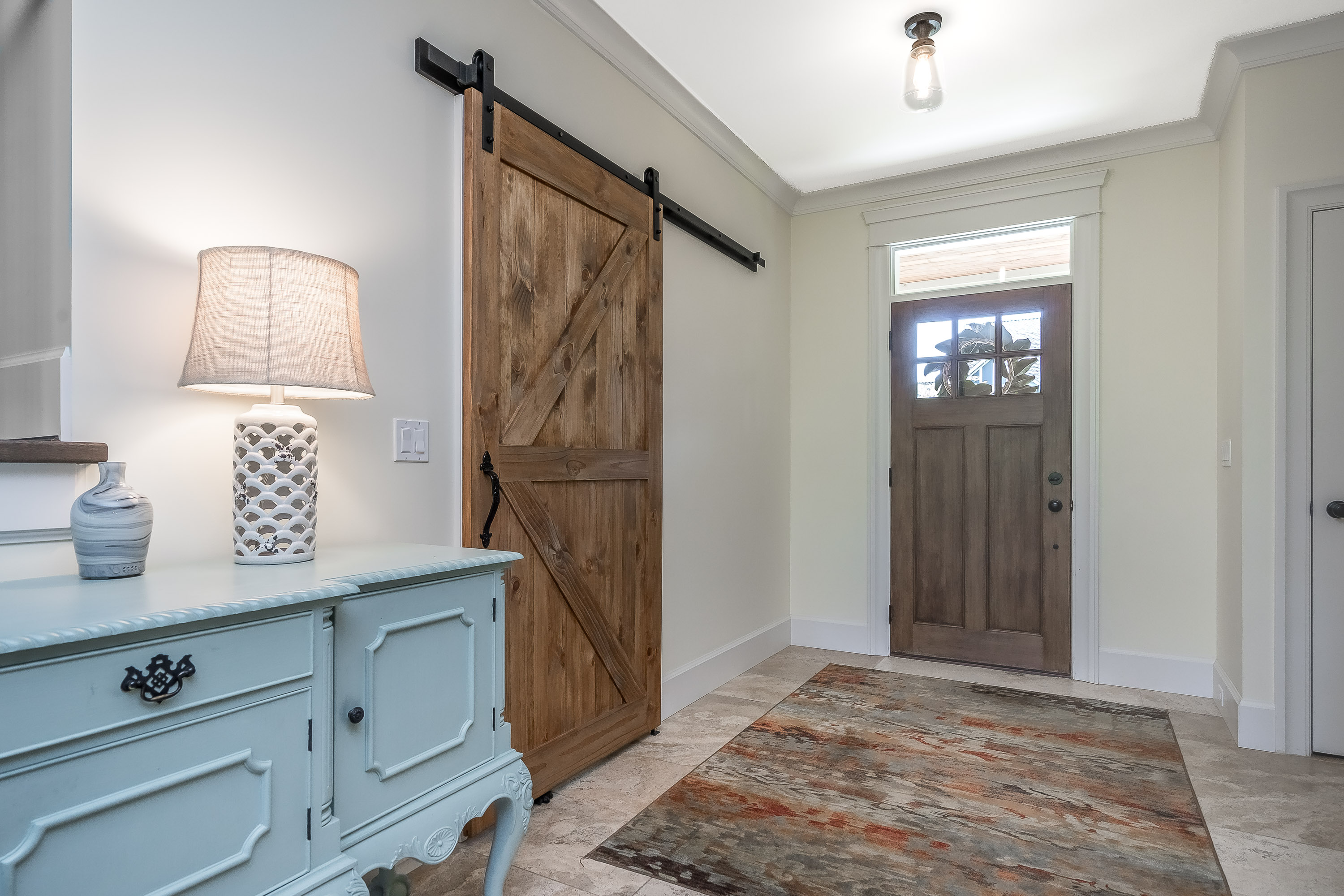 9075 King Street, Langley