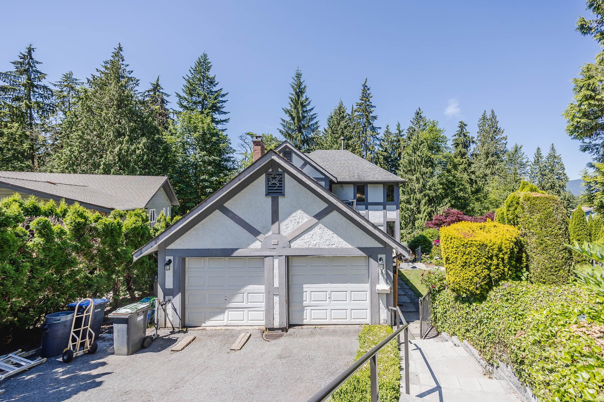 15 Escola Bay, Port Moody