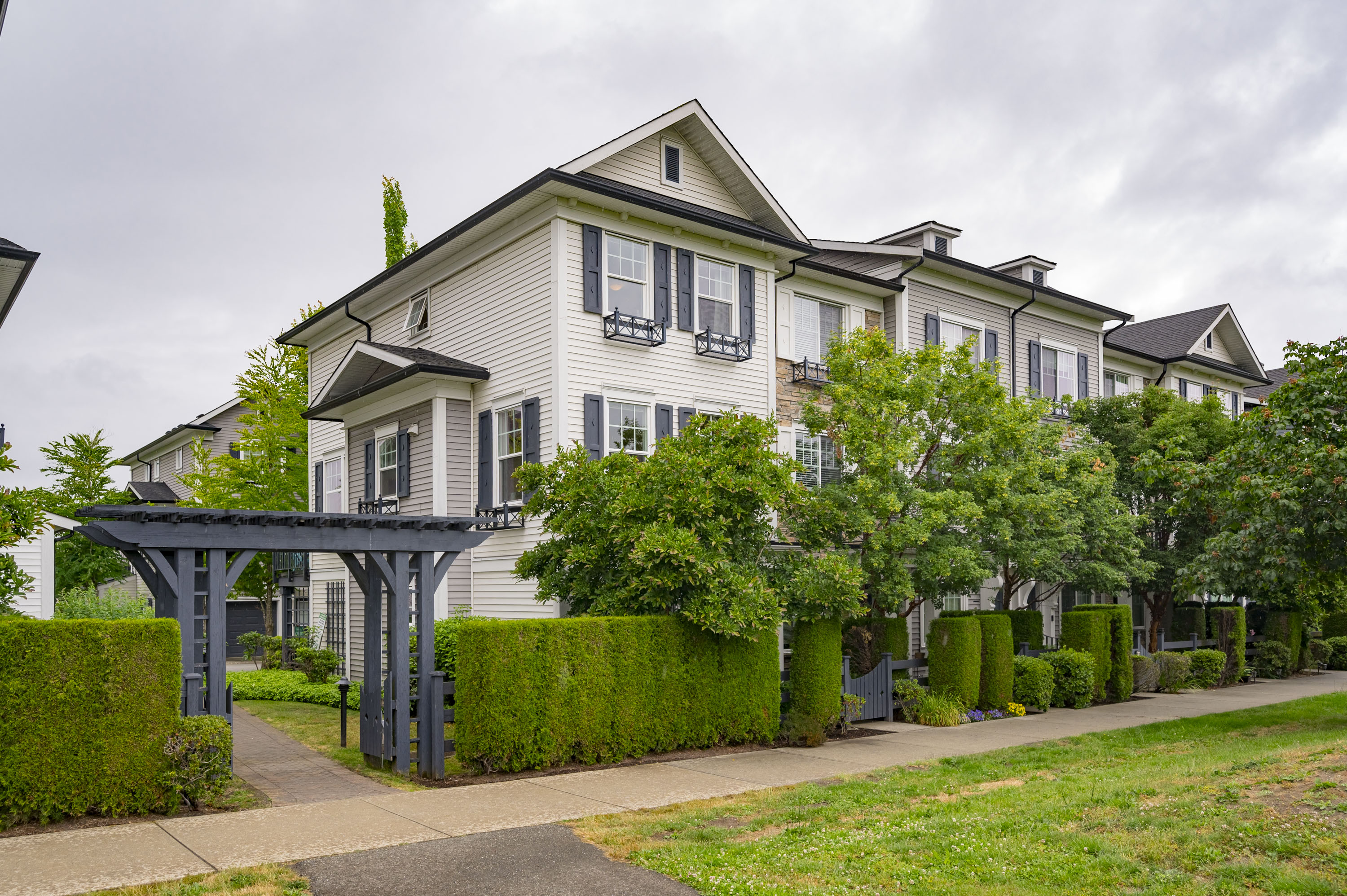 9 - 7348 192A Street, Surrey