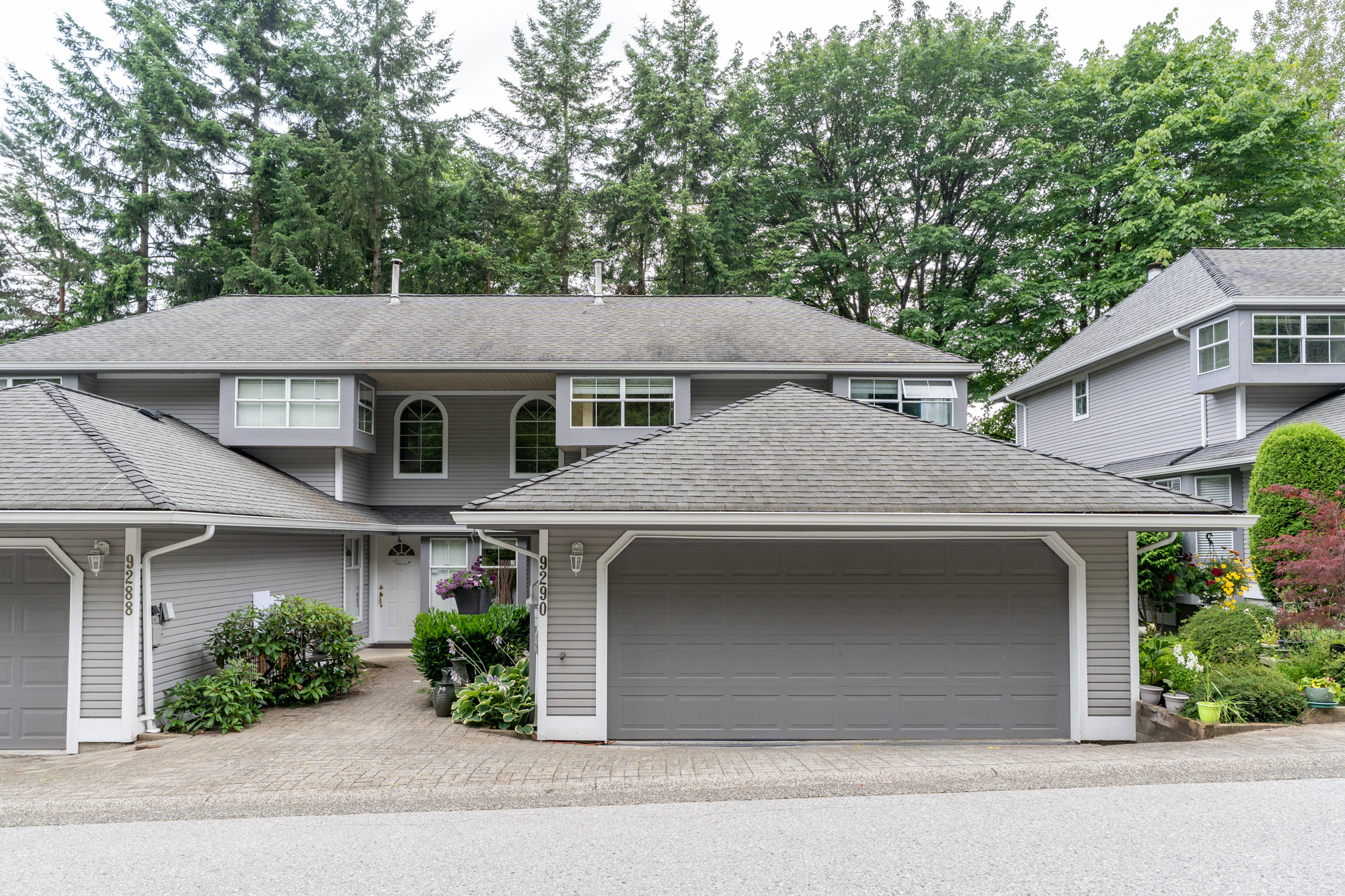9290 Goldhurst Terrace, Burnaby