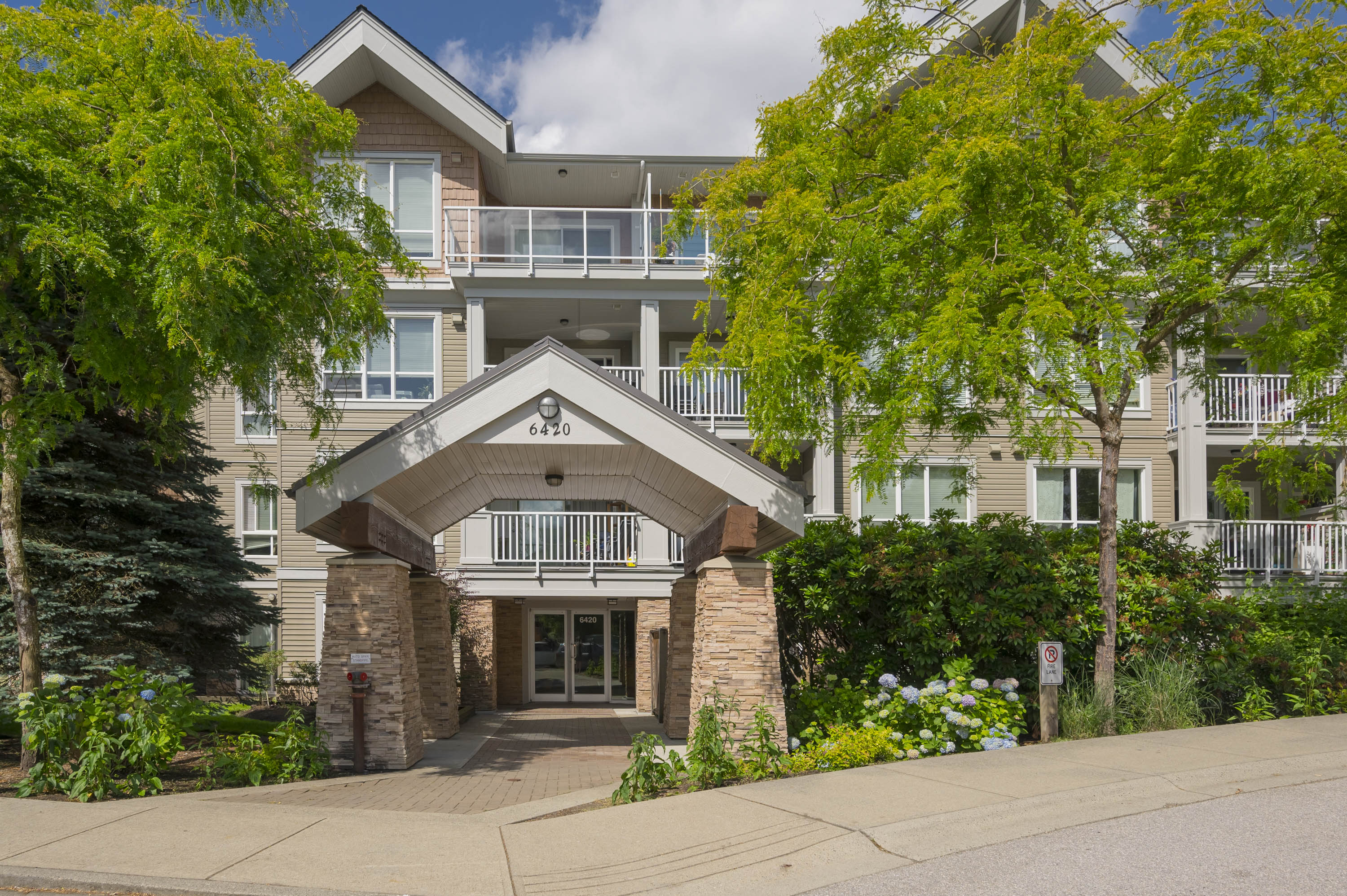 409 - 6420 194 Street, Surrey