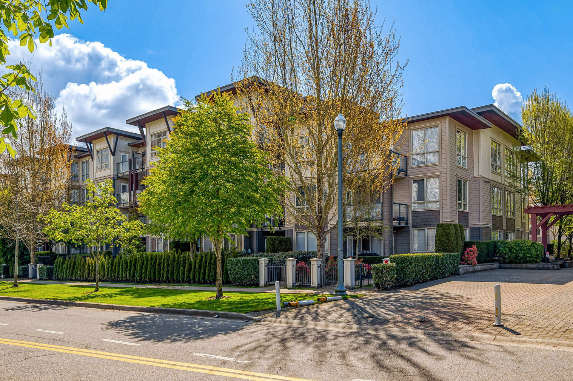 428 - 15988 26 Avenue, Surrey