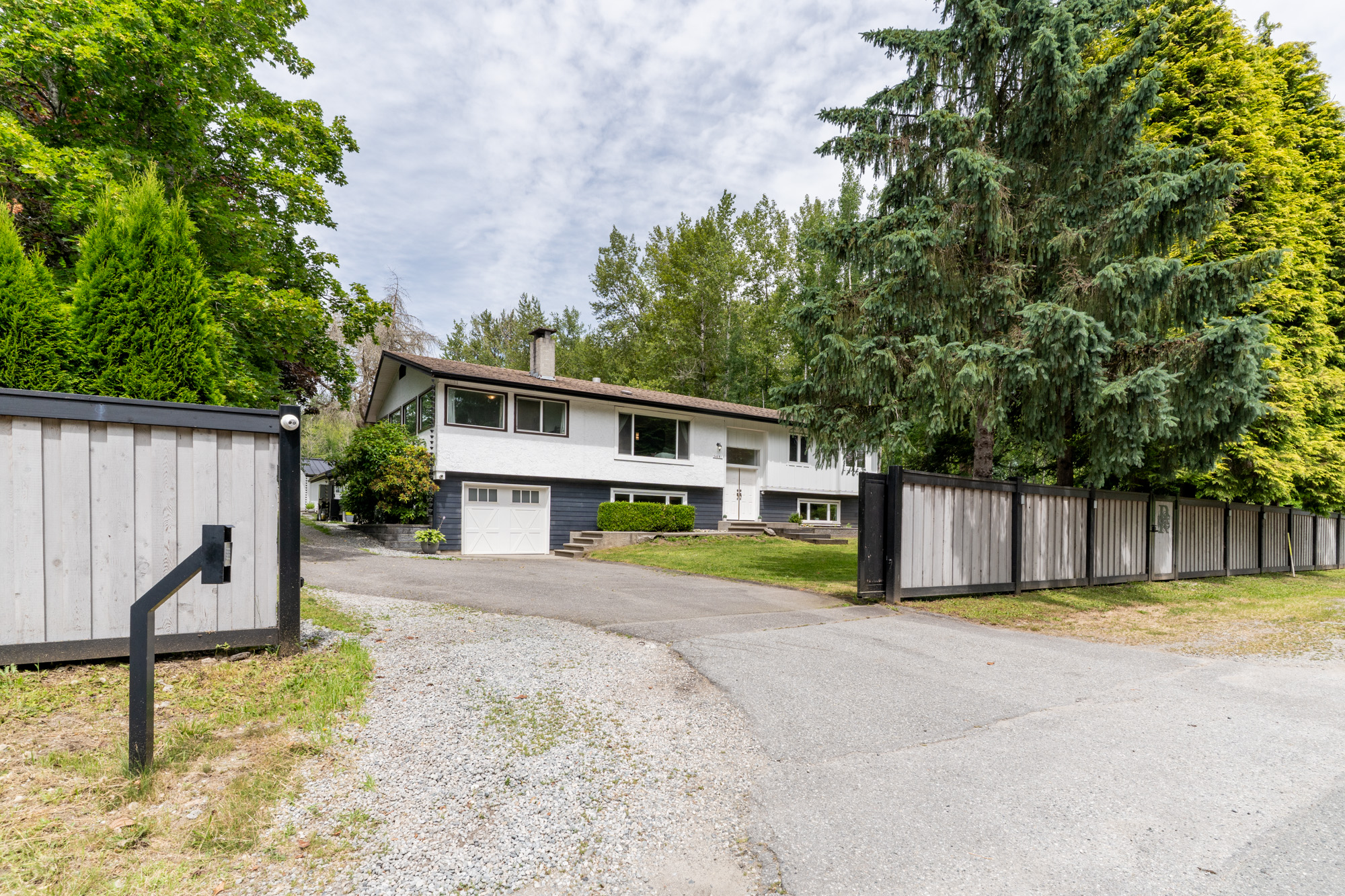 24991 100 Avenue, Maple Ridge