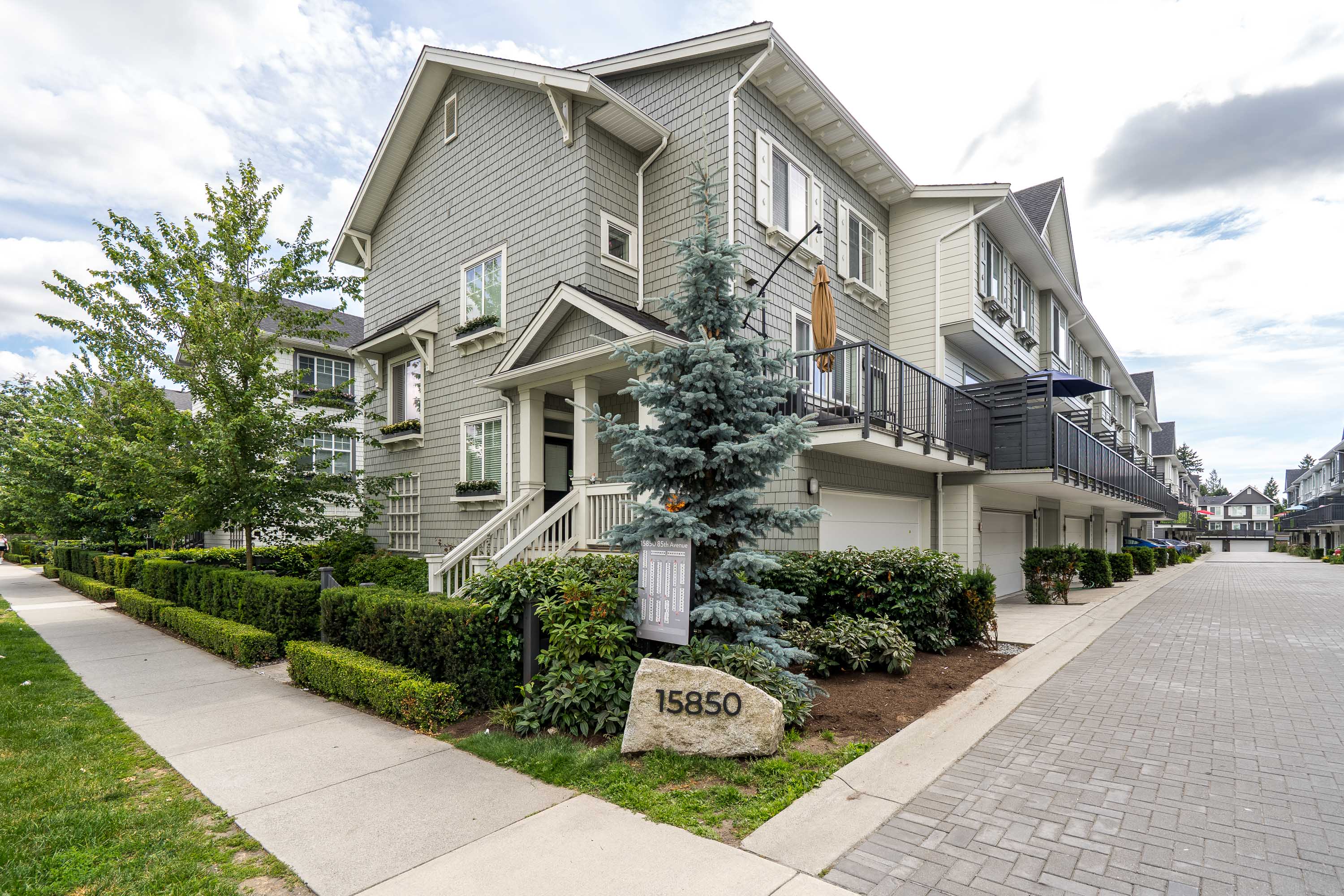 105 - 15850 85 Avenue, Surrey