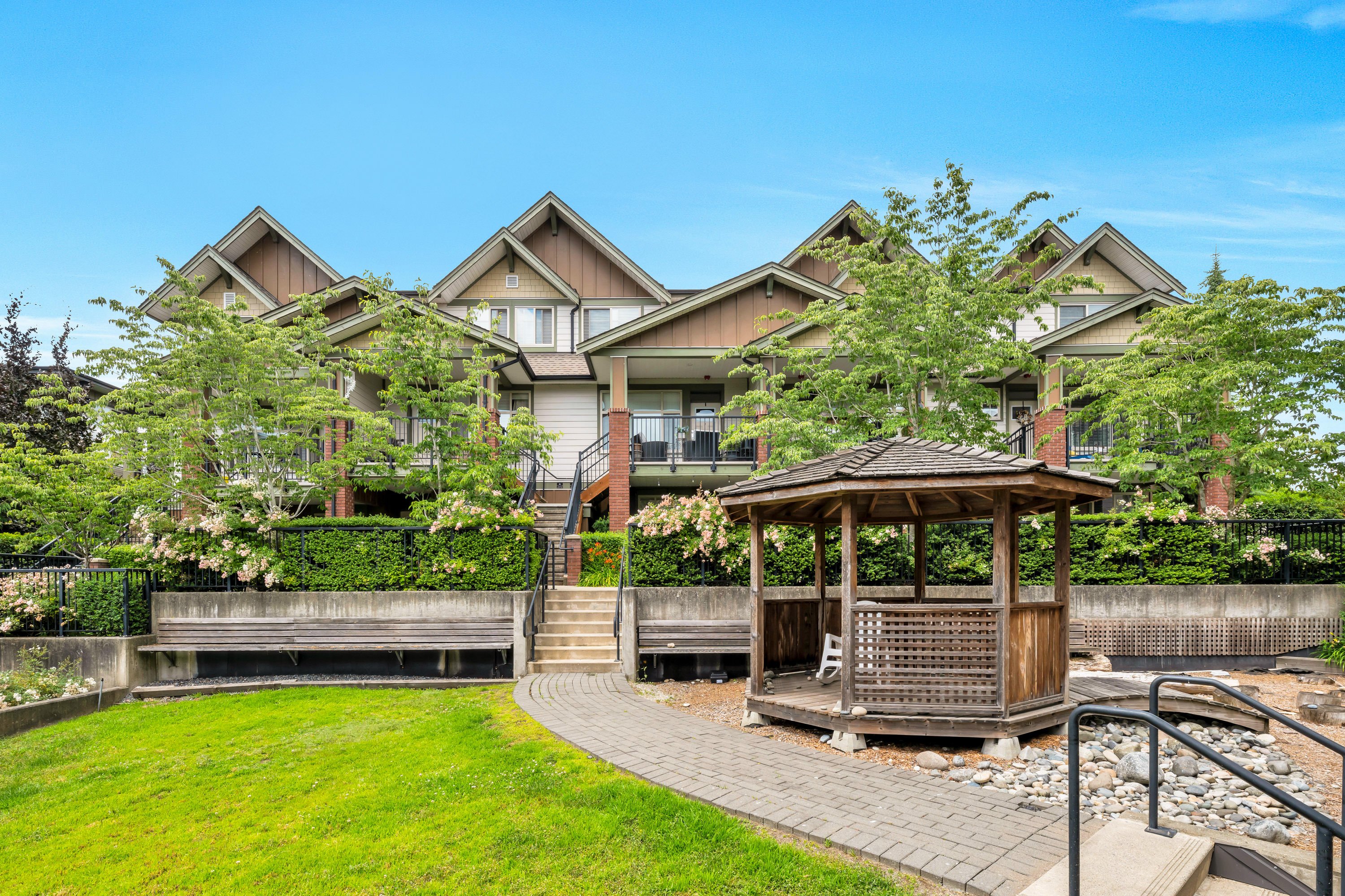 205 - 6706 192 Street, Surrey